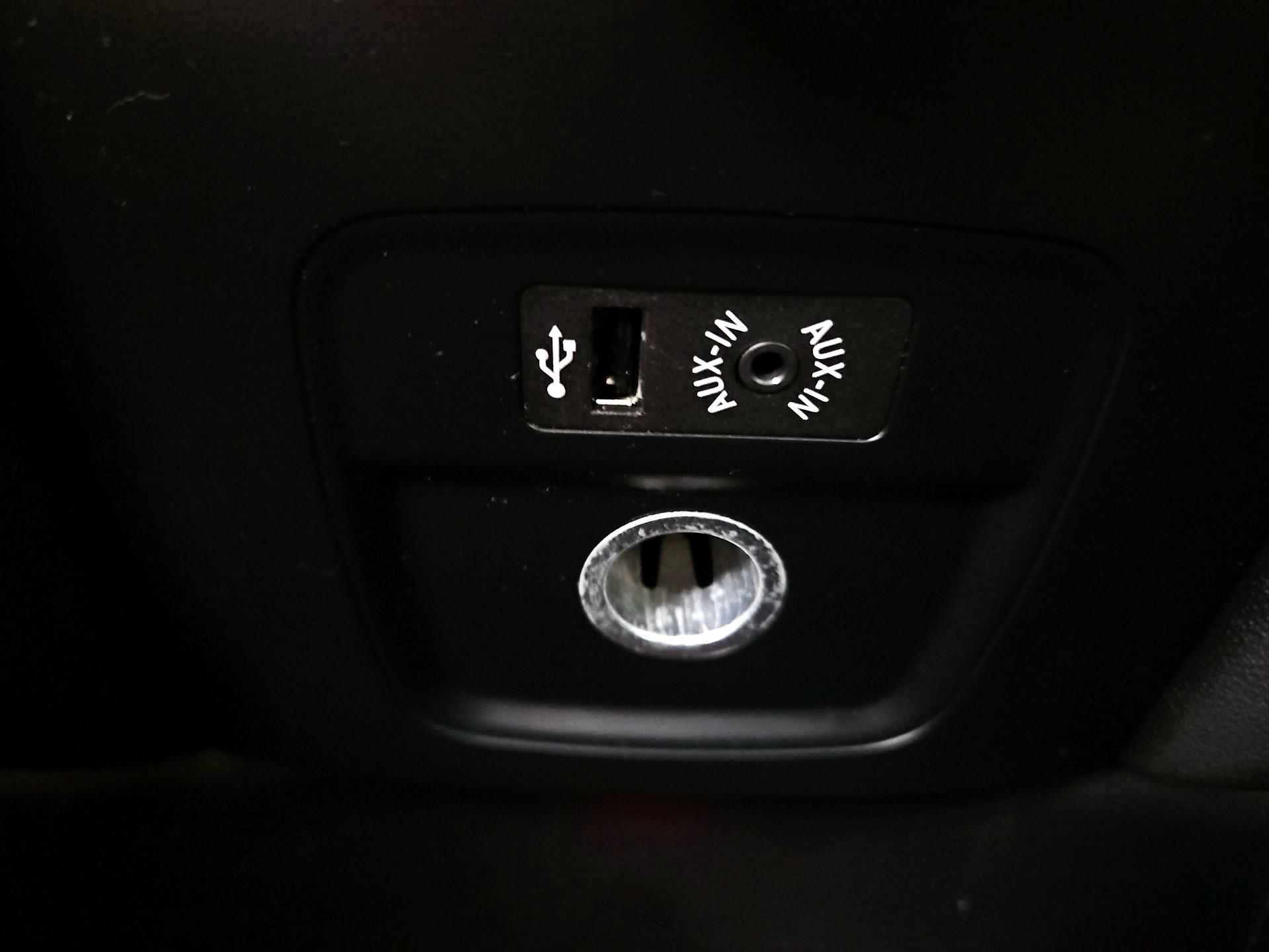 Thumbnail: 2017 MINI Cooper Countryman - 18