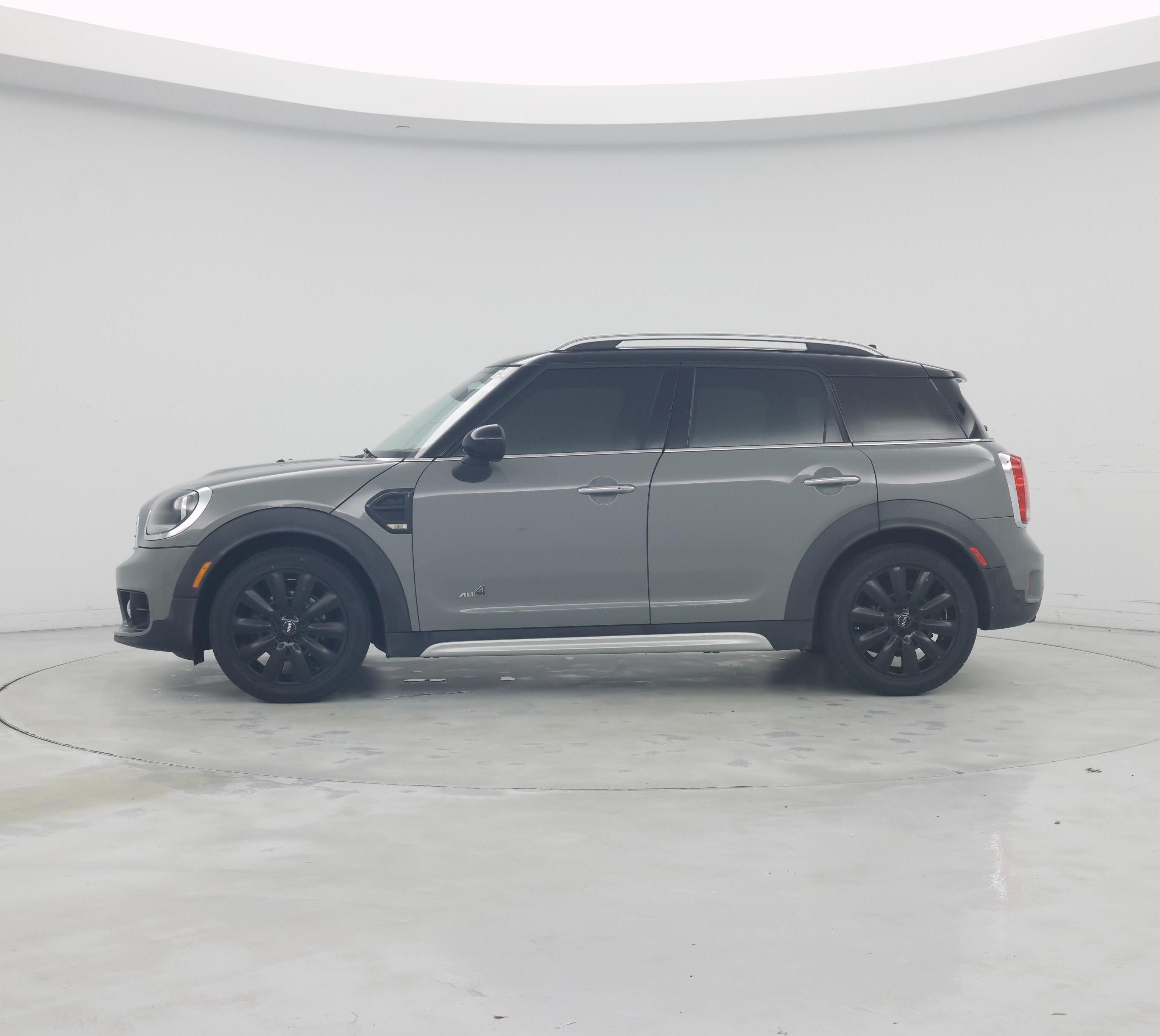 Thumbnail: 2017 MINI Cooper Countryman - 3