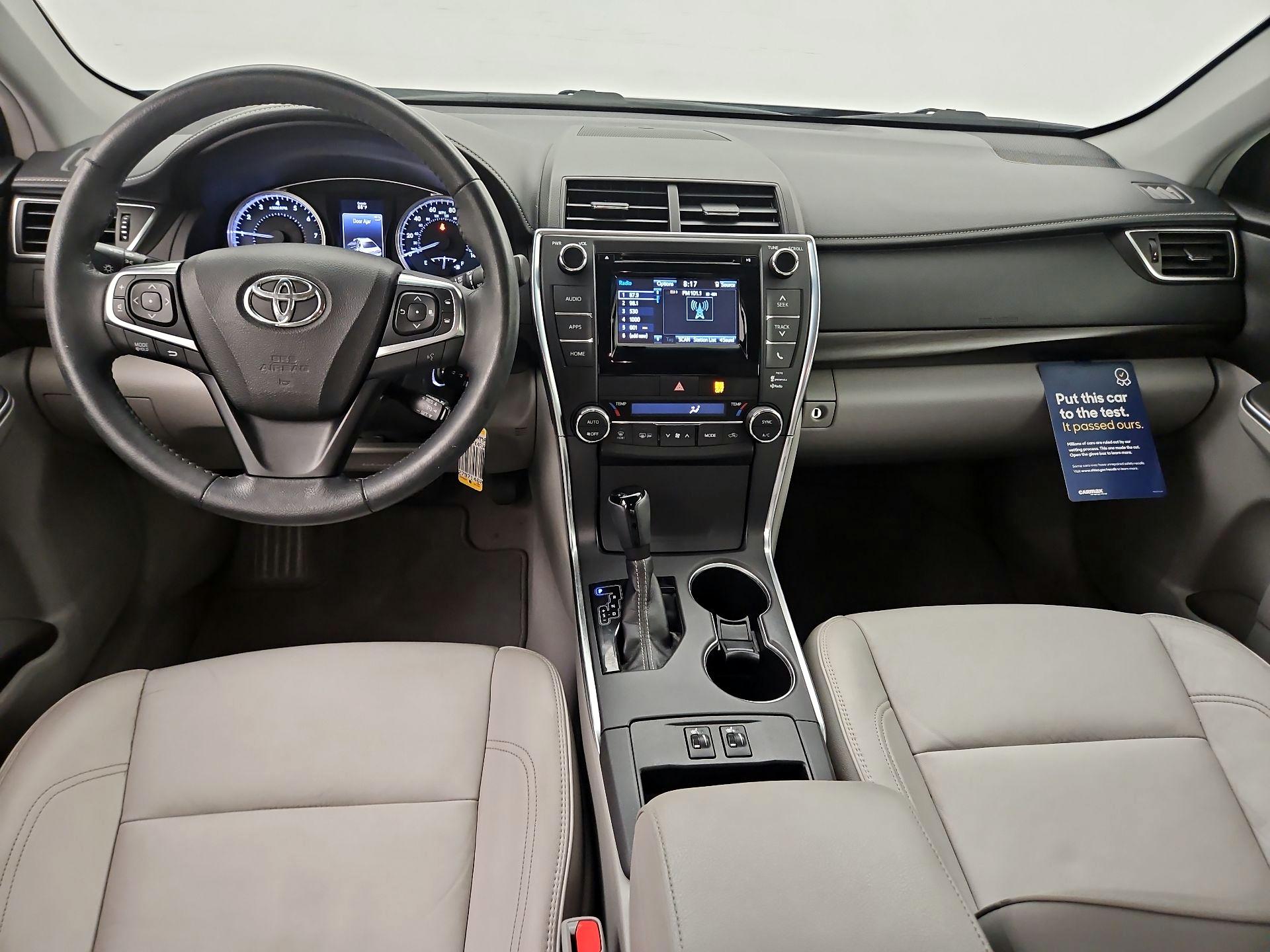 Thumbnail: 2015 Toyota Camry - 9