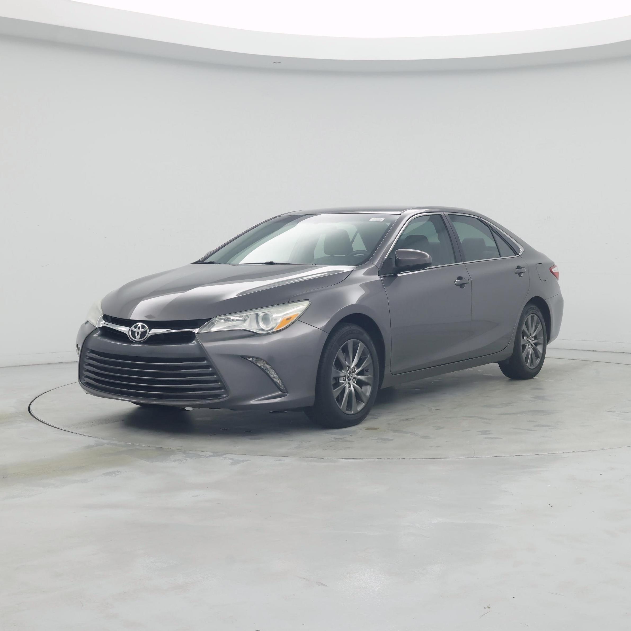 Thumbnail: 2015 Toyota Camry - 4