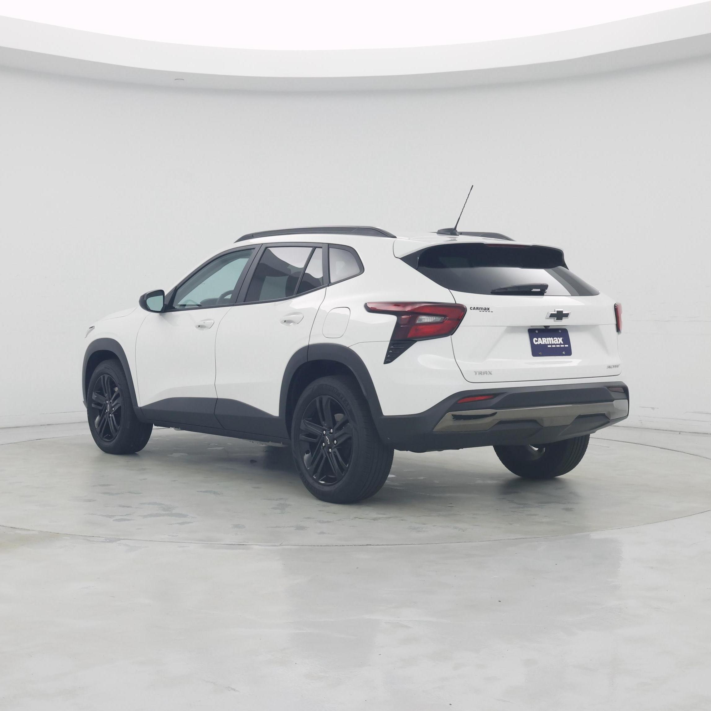 Thumbnail: 2024 Chevrolet Trax - 2
