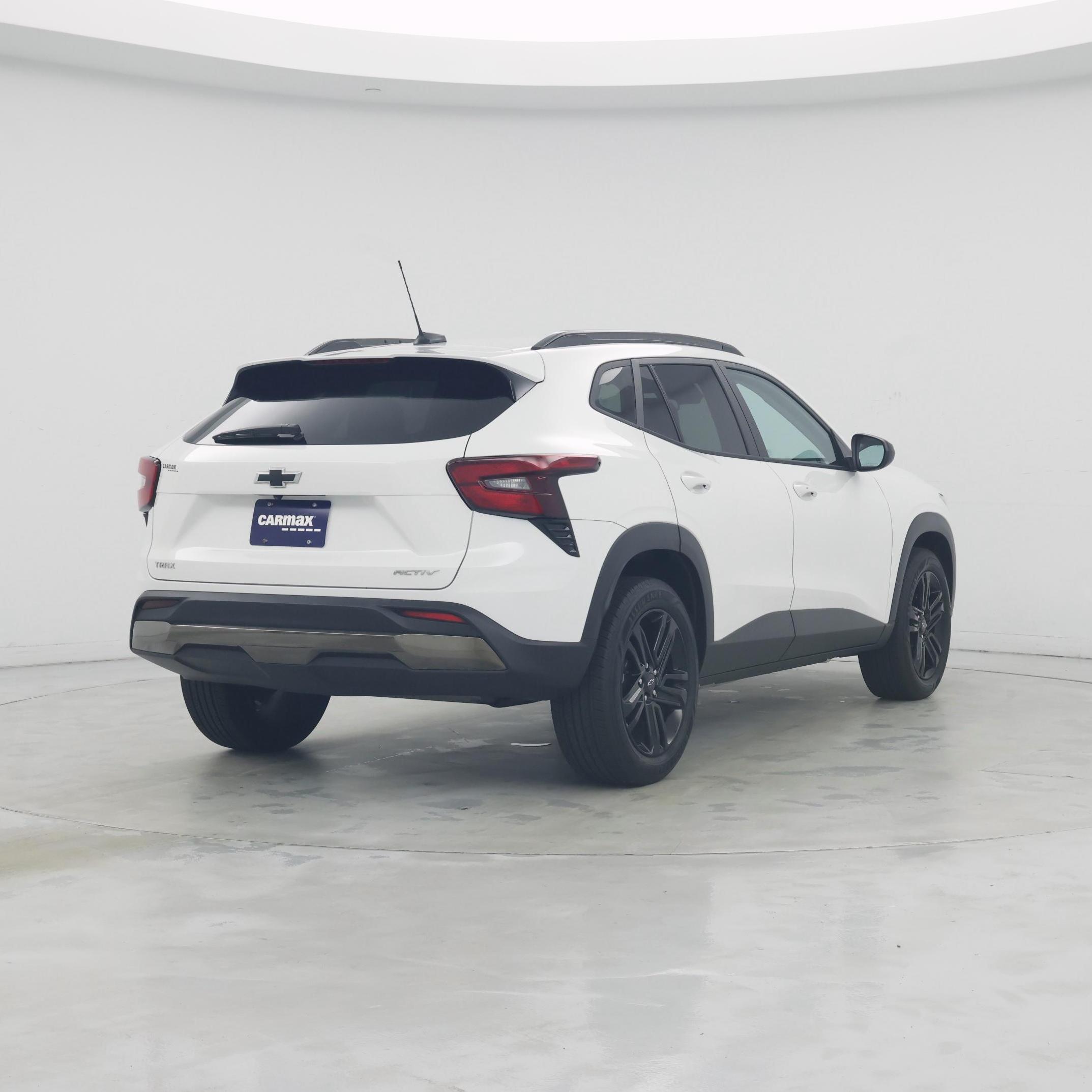 Thumbnail: 2024 Chevrolet Trax - 8