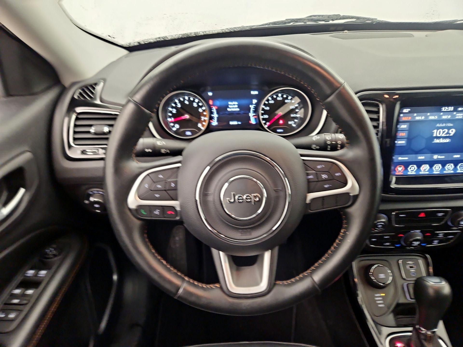 Thumbnail: 2020 Jeep Compass - 10