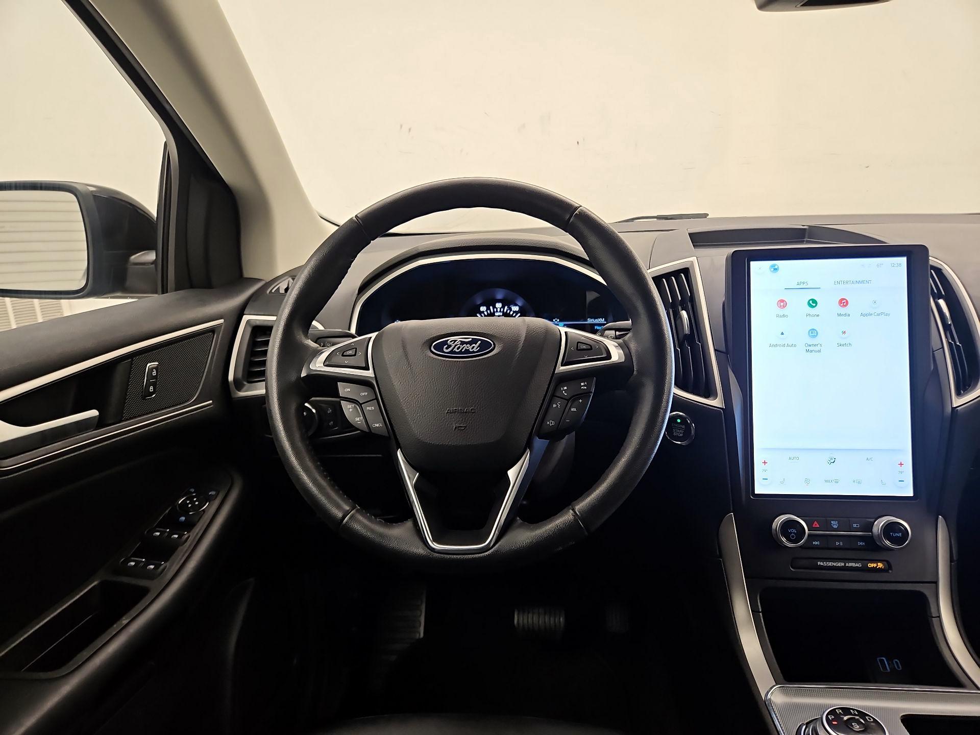 Thumbnail: 2021 Ford Edge - 10