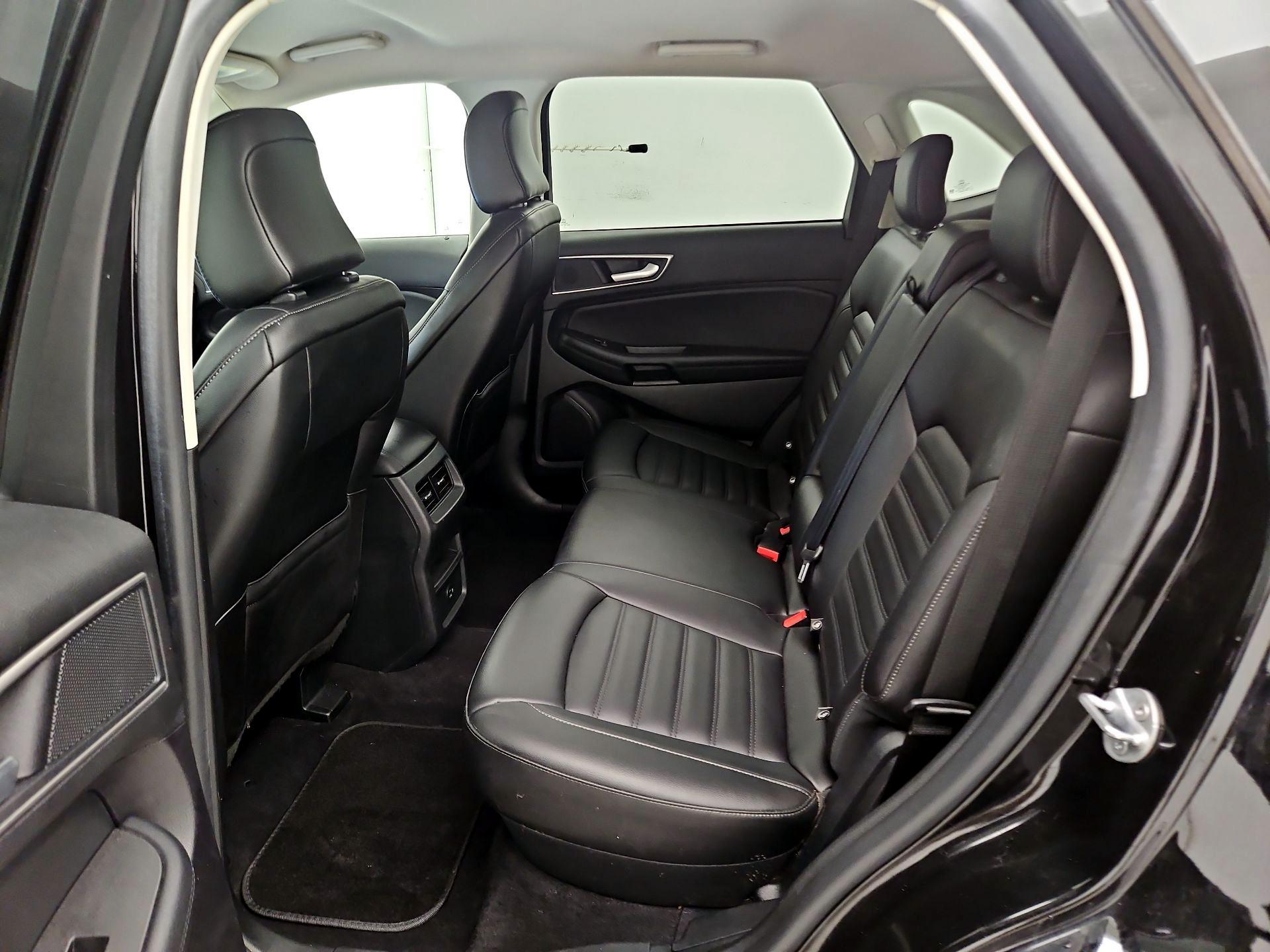 Thumbnail: 2021 Ford Edge - 19