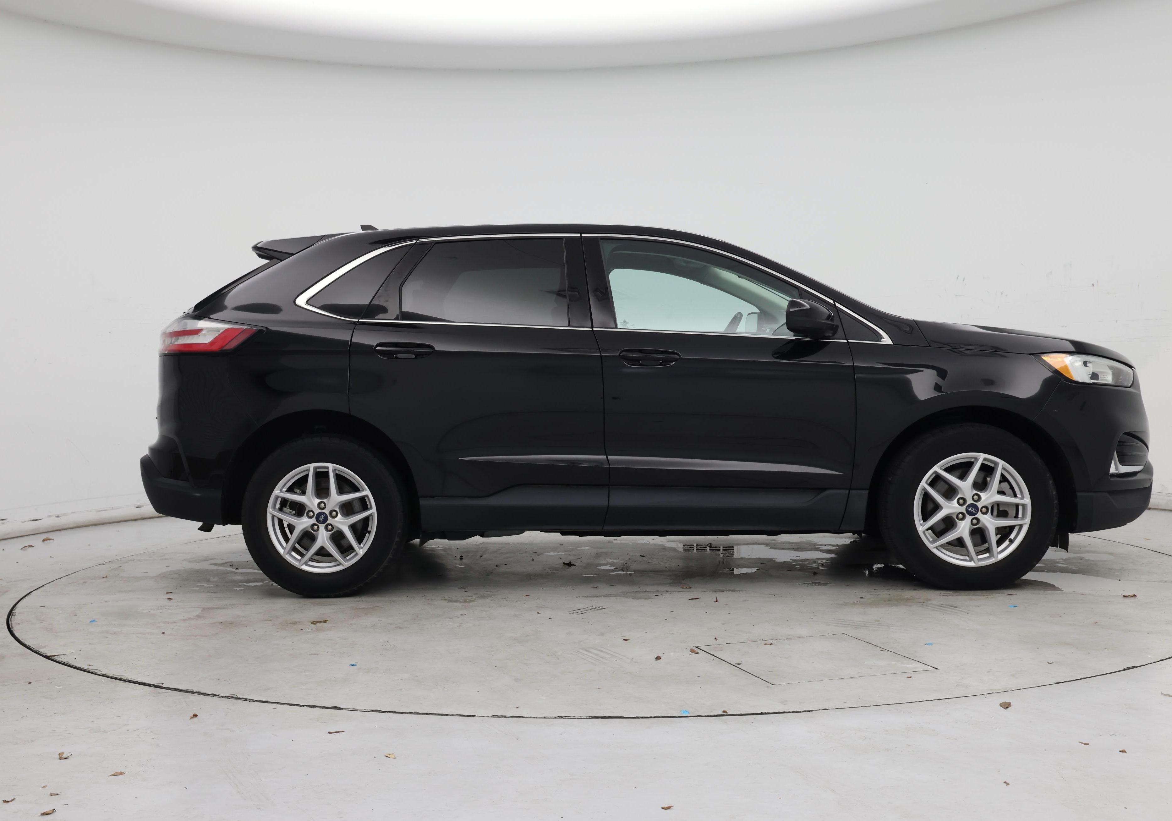 Thumbnail: 2021 Ford Edge - 7