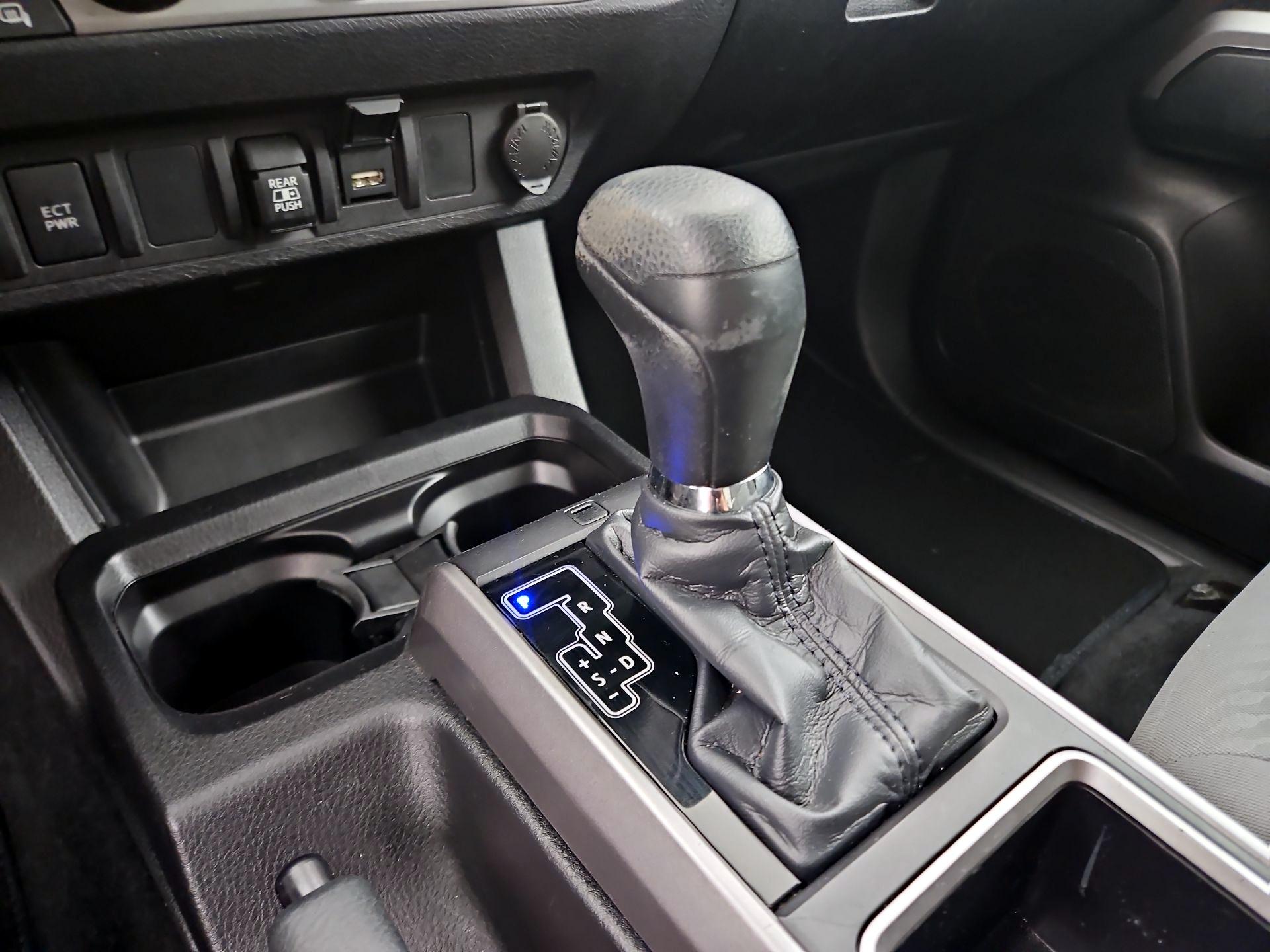 Thumbnail: 2021 Toyota Tacoma - 17