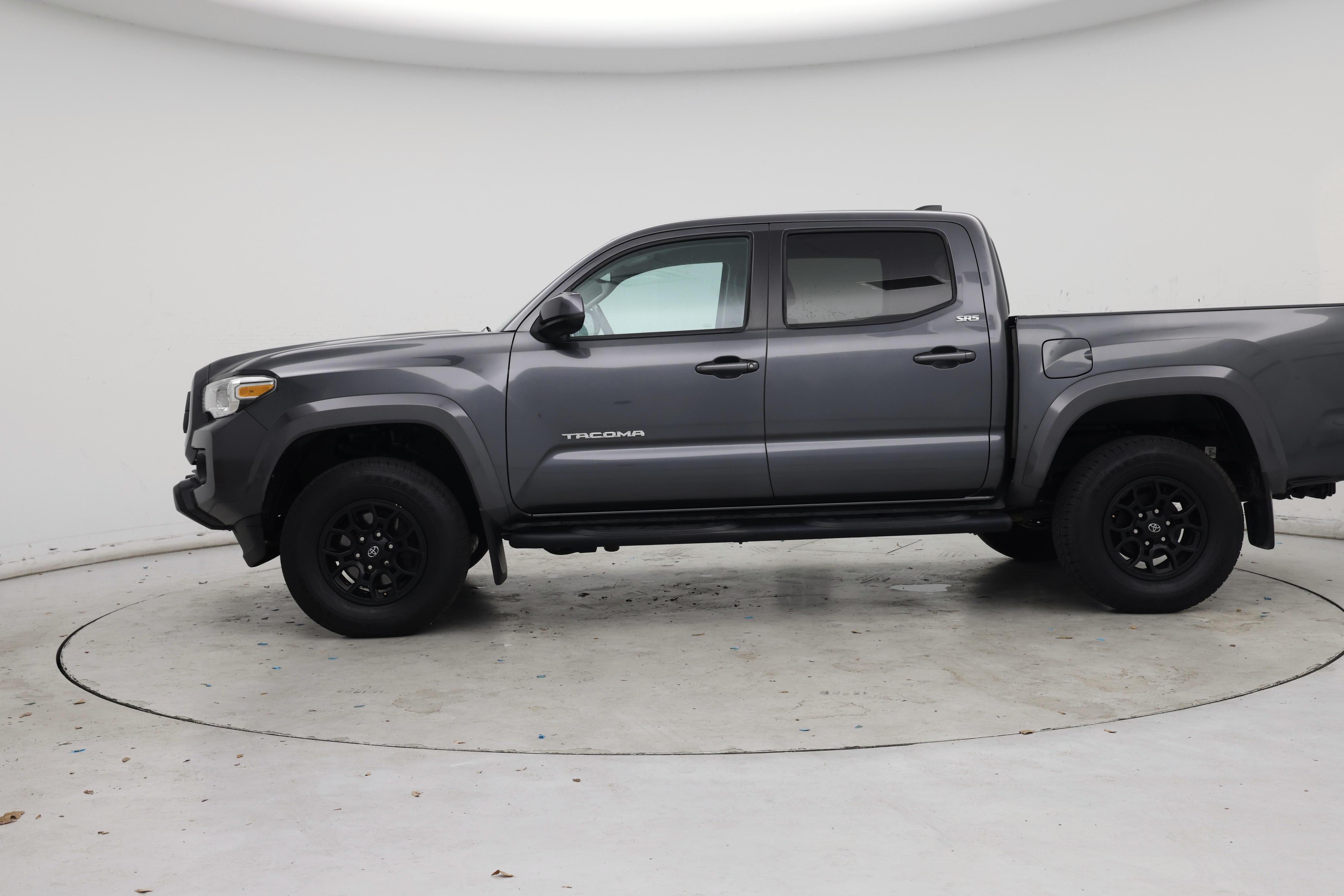Thumbnail: 2021 Toyota Tacoma - 3