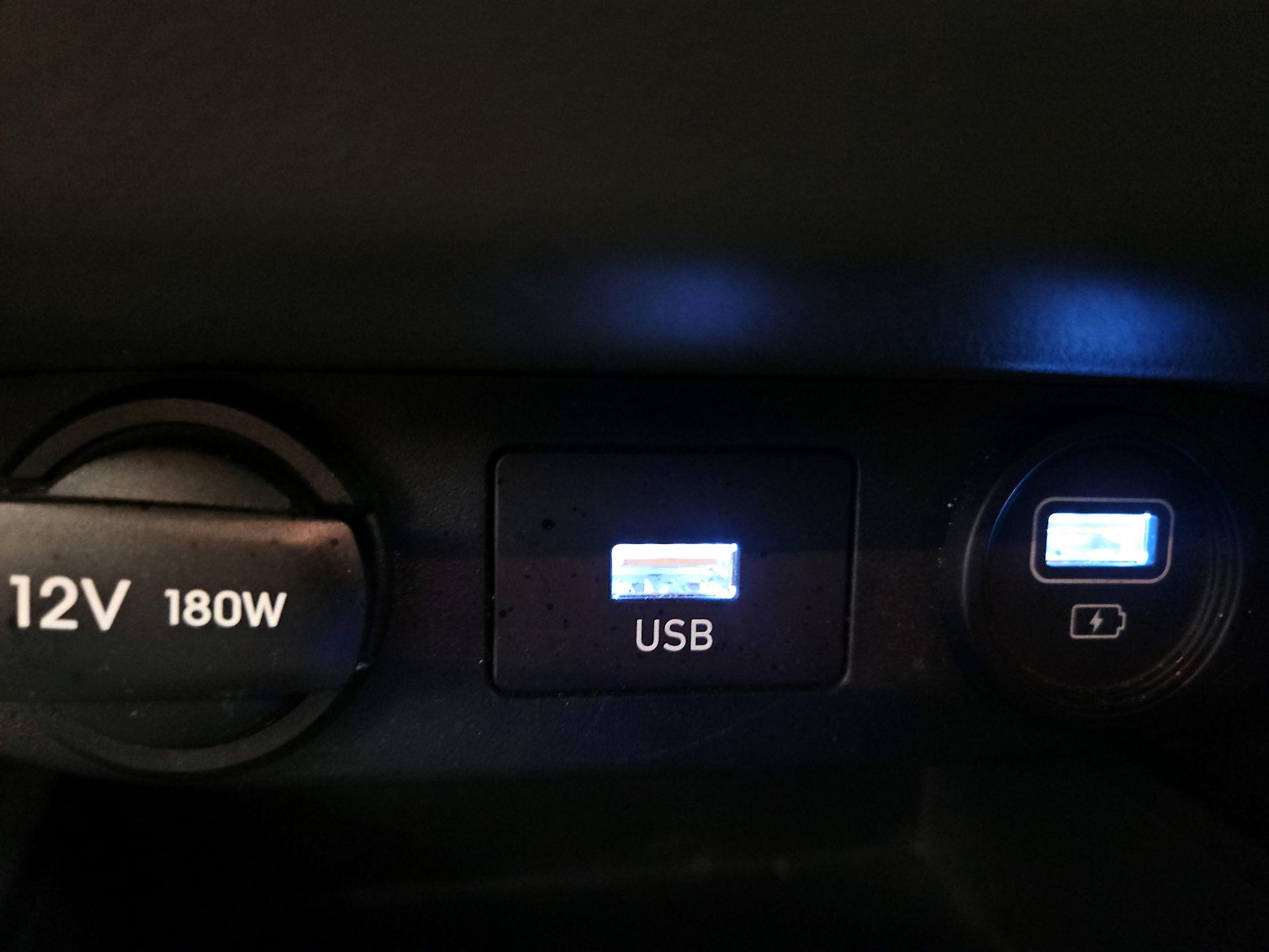 Thumbnail: 2023 Hyundai Elantra - 18