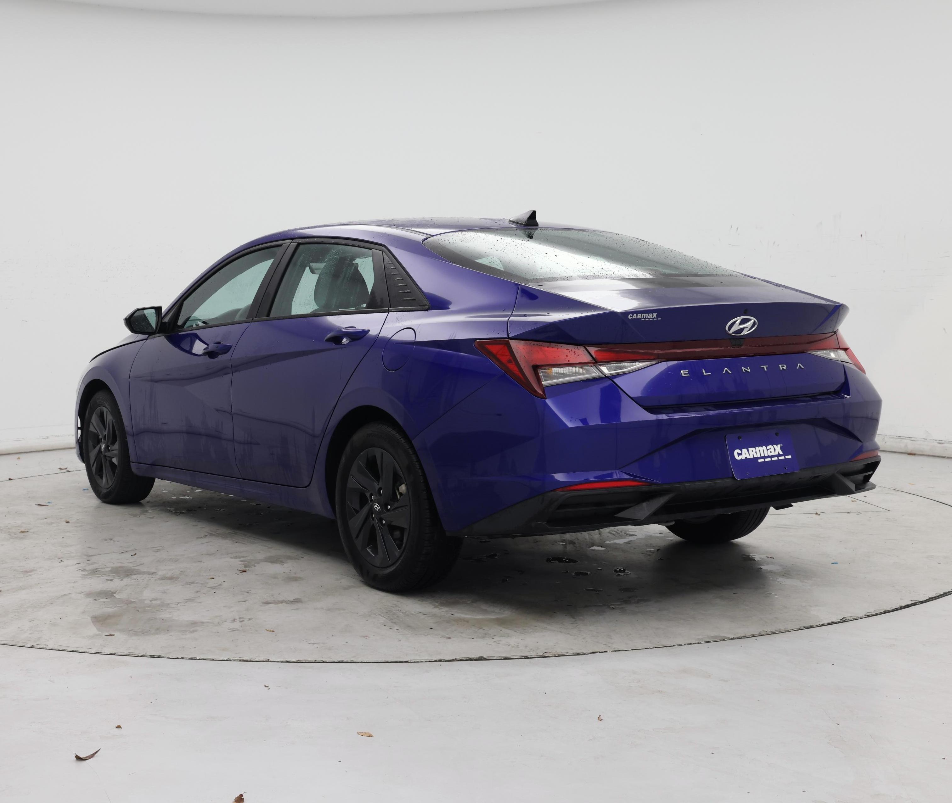 Thumbnail: 2023 Hyundai Elantra - 2