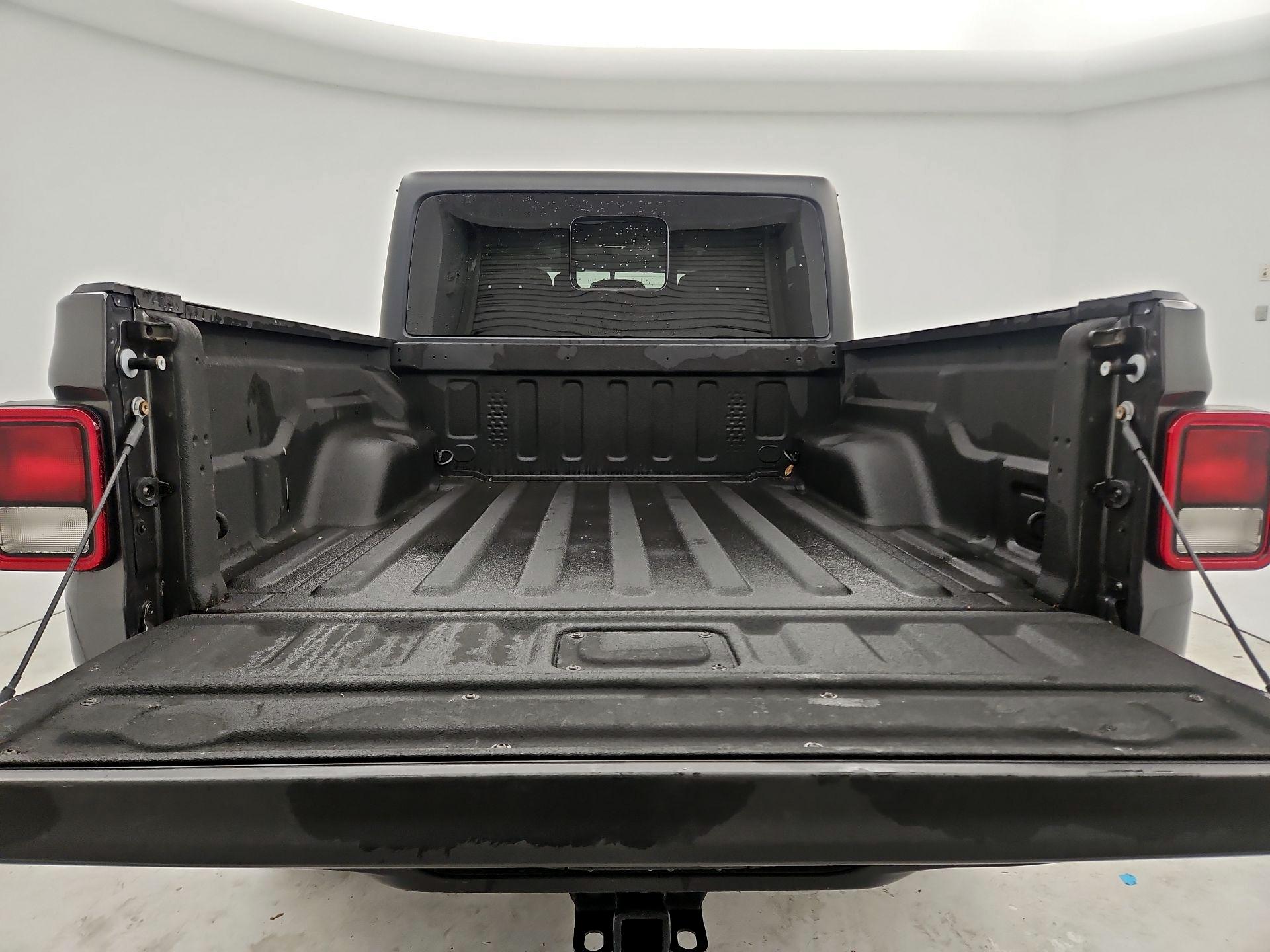 Thumbnail: 2021 Jeep Gladiator - 20