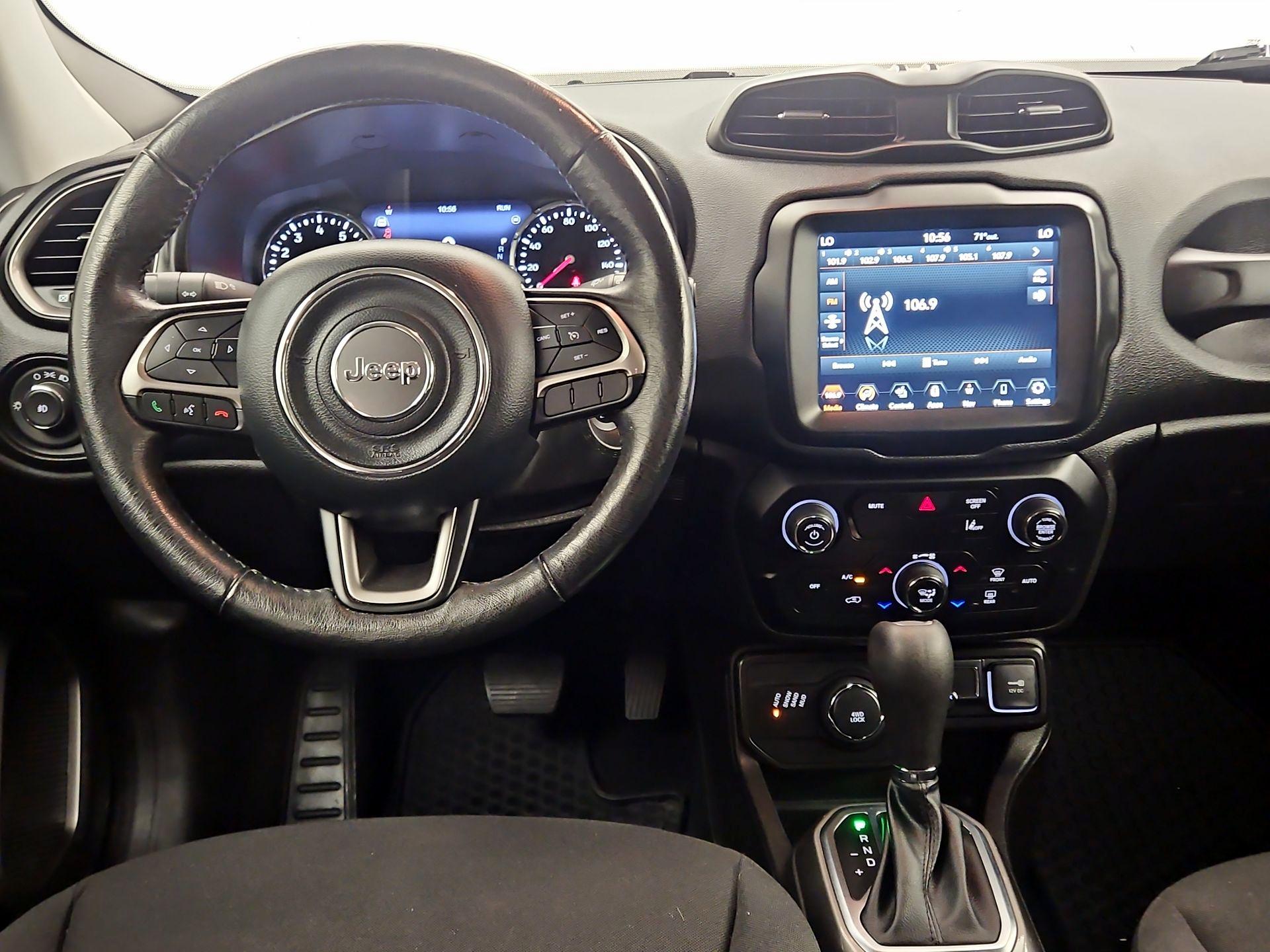 Thumbnail: 2022 Jeep Renegade - 10