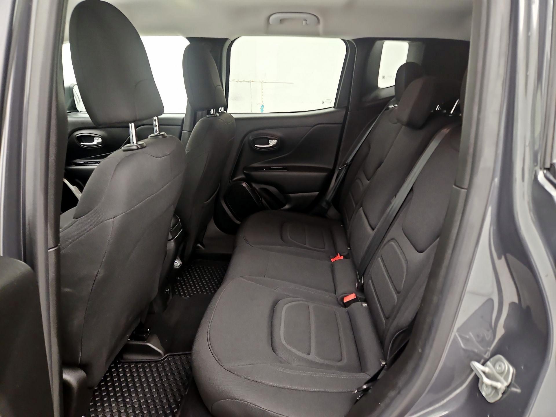 Thumbnail: 2022 Jeep Renegade - 19