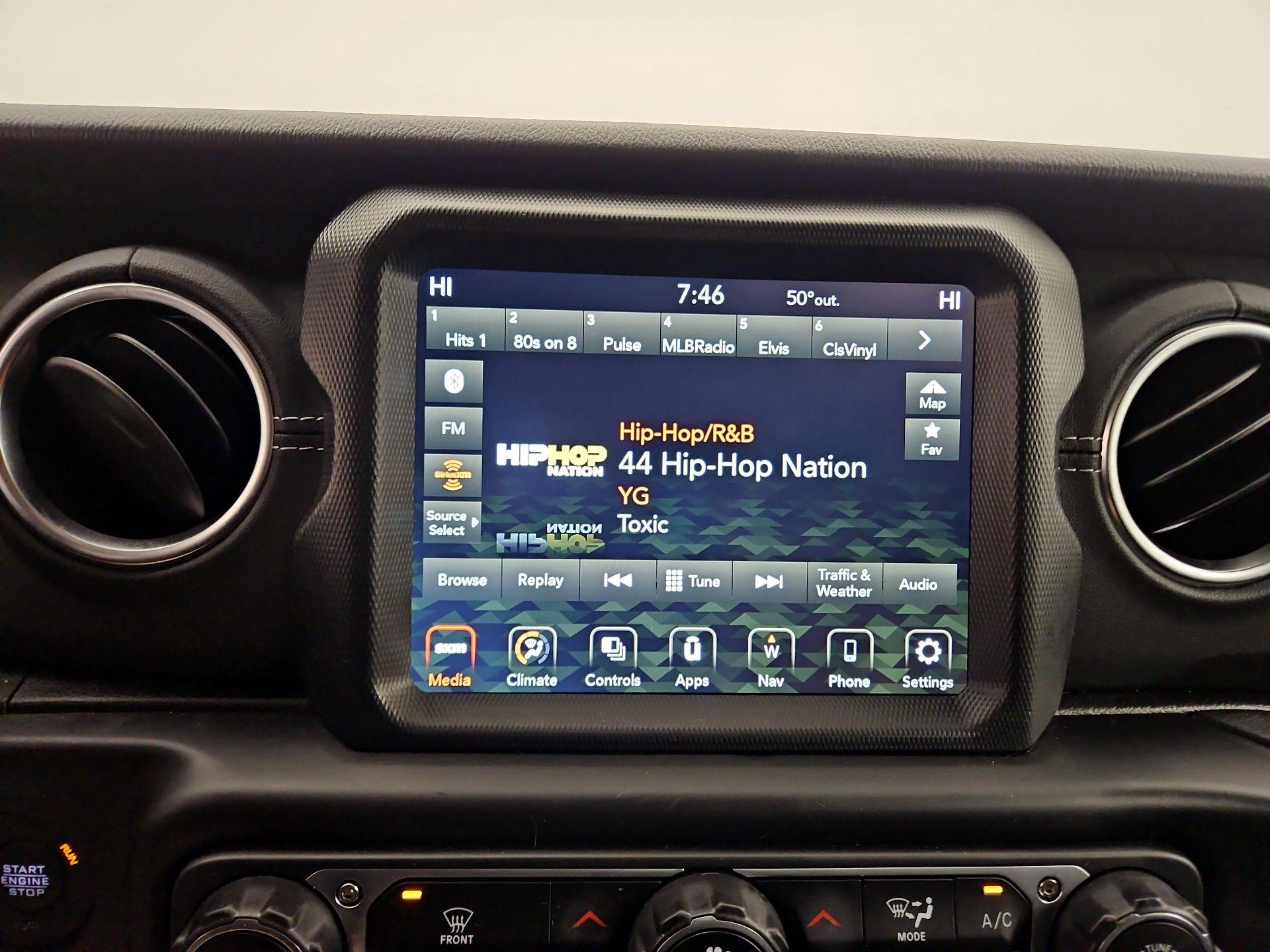 Thumbnail: 2022 Jeep Gladiator - 16