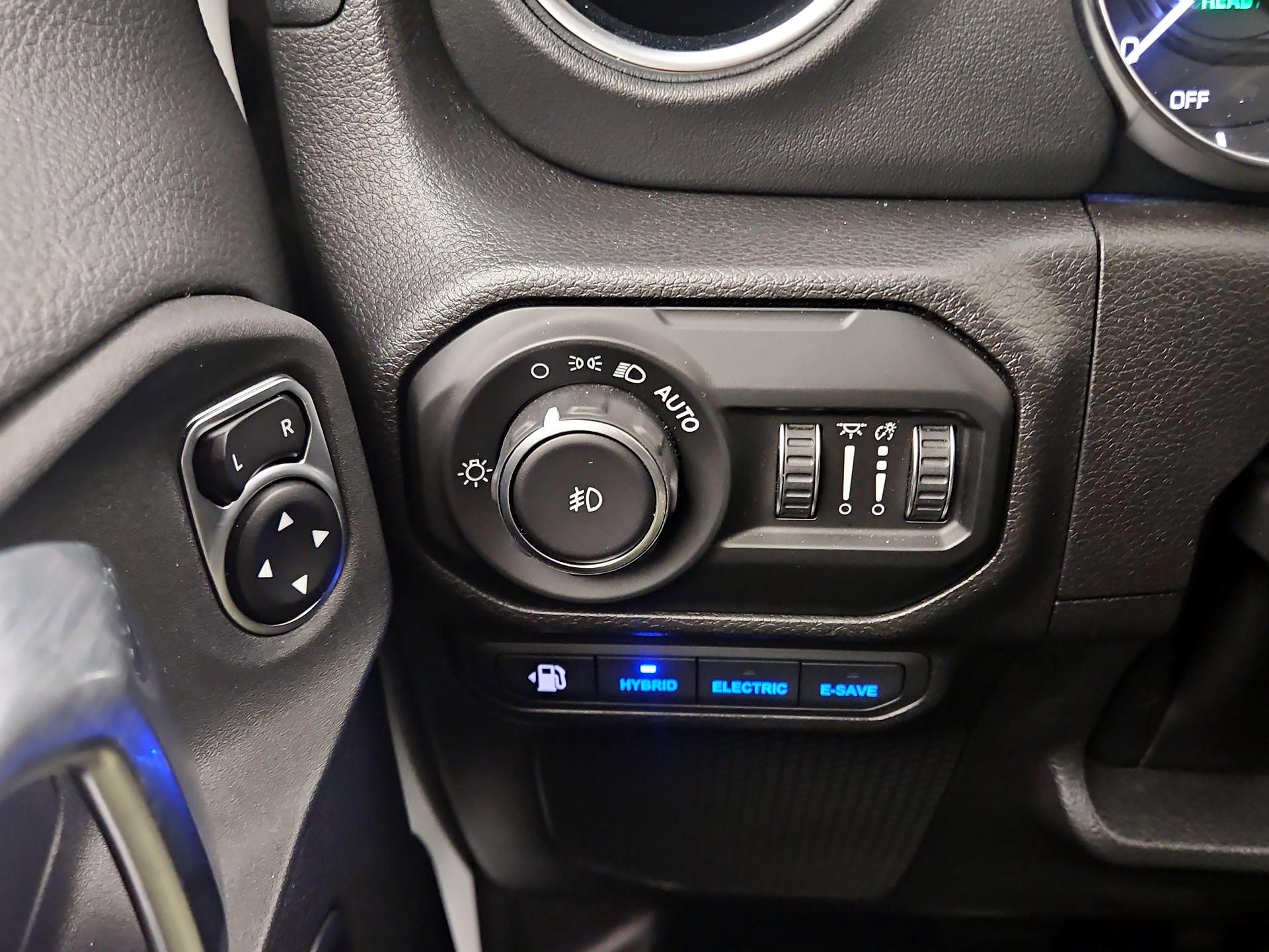 Thumbnail: 2022 Jeep Wrangler - 13