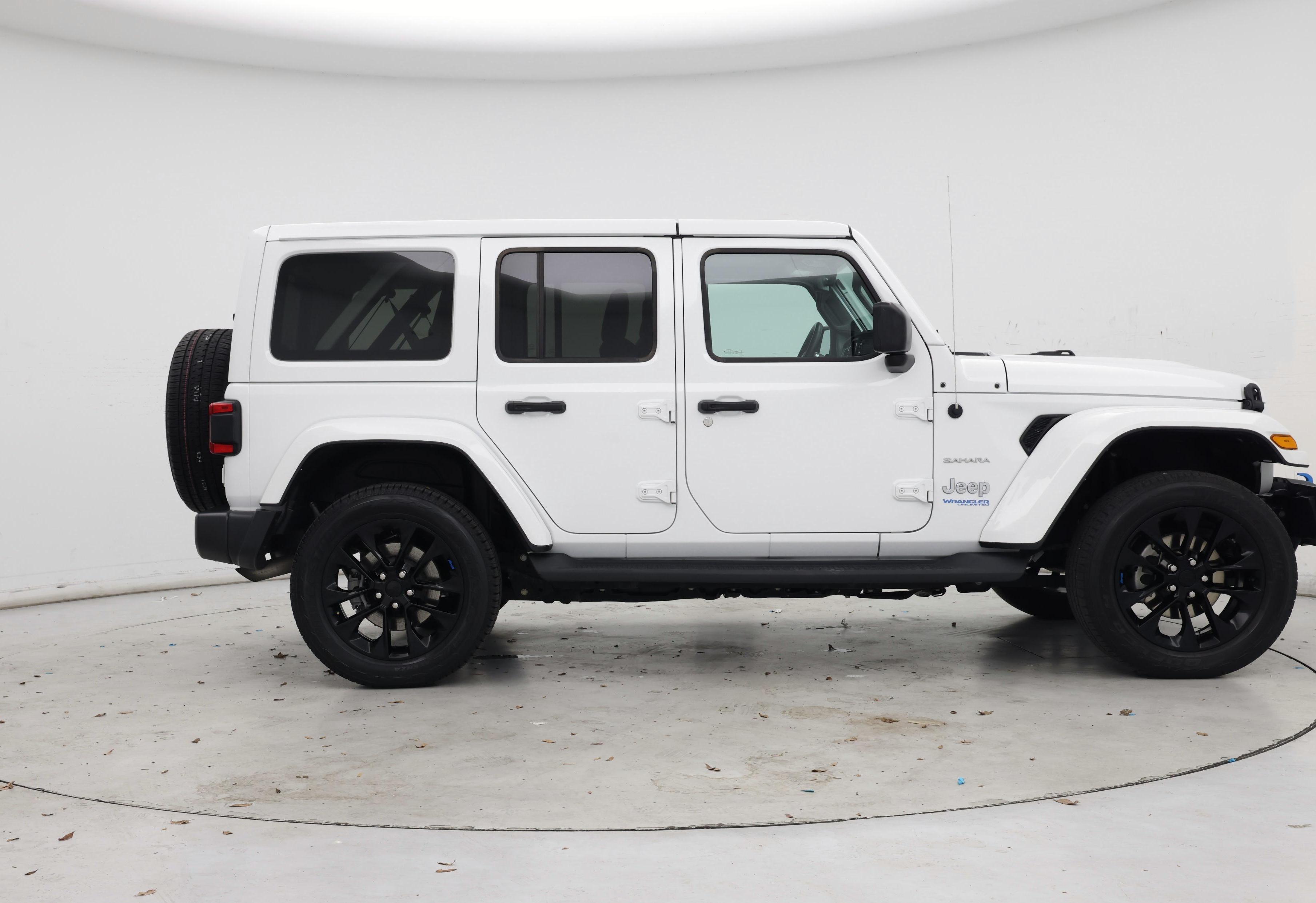 Thumbnail: 2022 Jeep Wrangler - 7