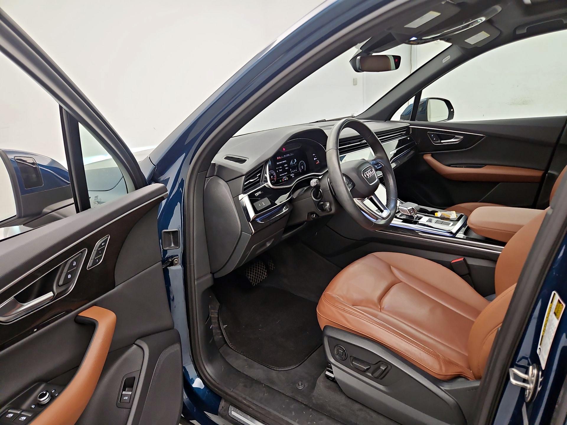 Thumbnail: 2022 Audi Q7 - 11
