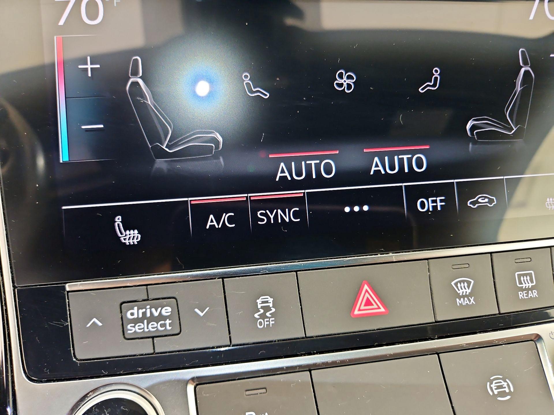 Thumbnail: 2022 Audi Q7 - 17