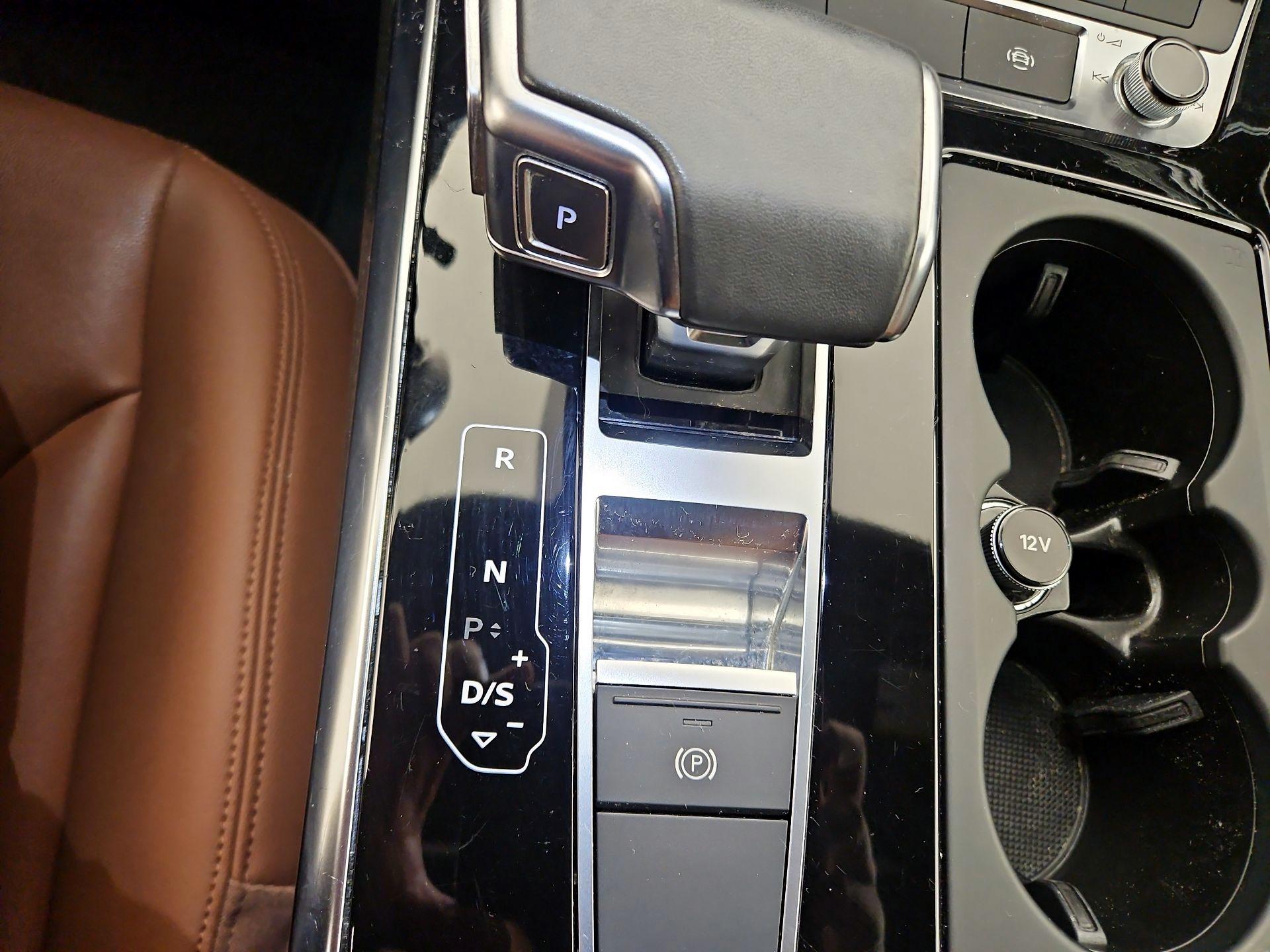 Thumbnail: 2022 Audi Q7 - 18