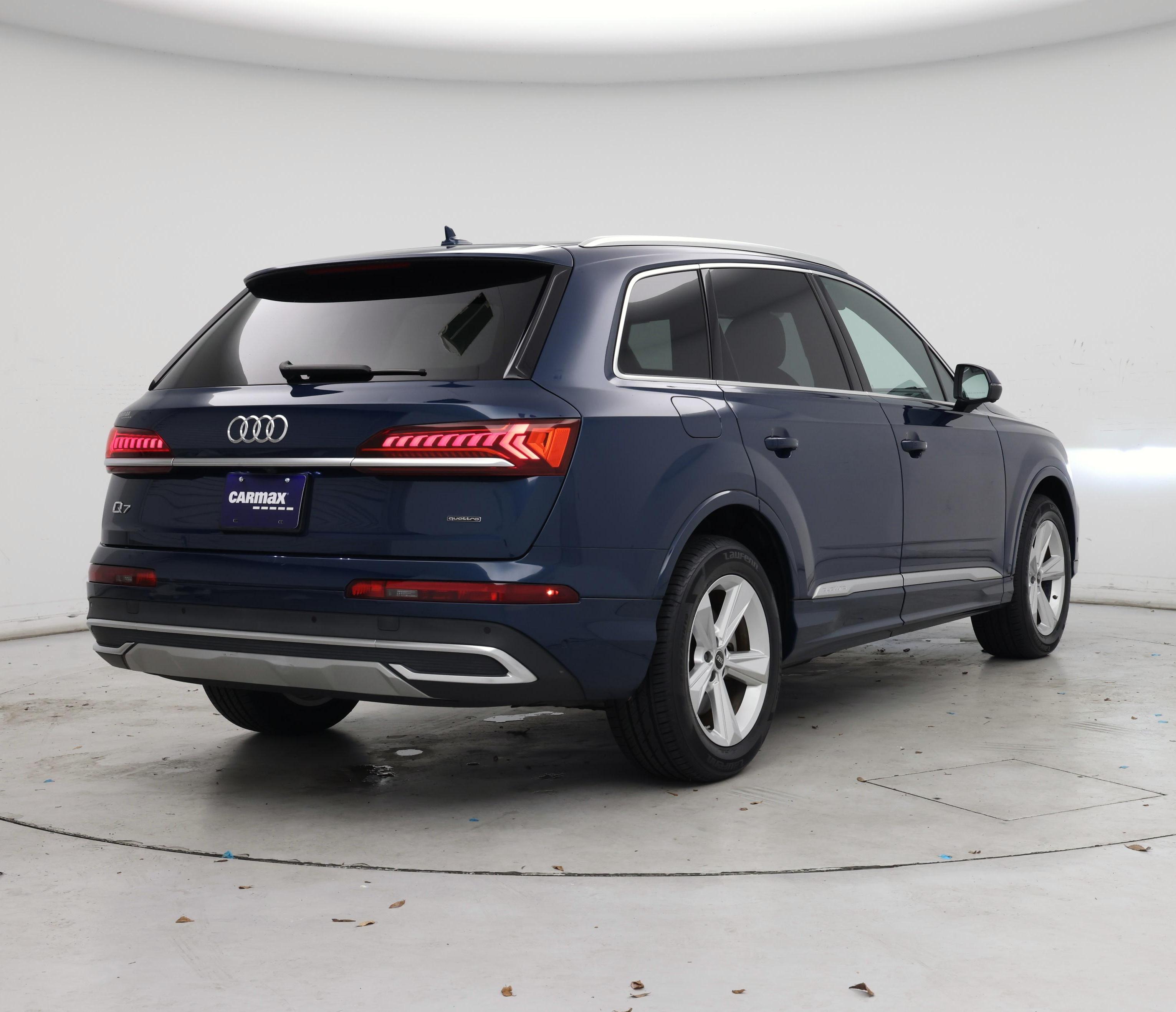 Thumbnail: 2022 Audi Q7 - 8