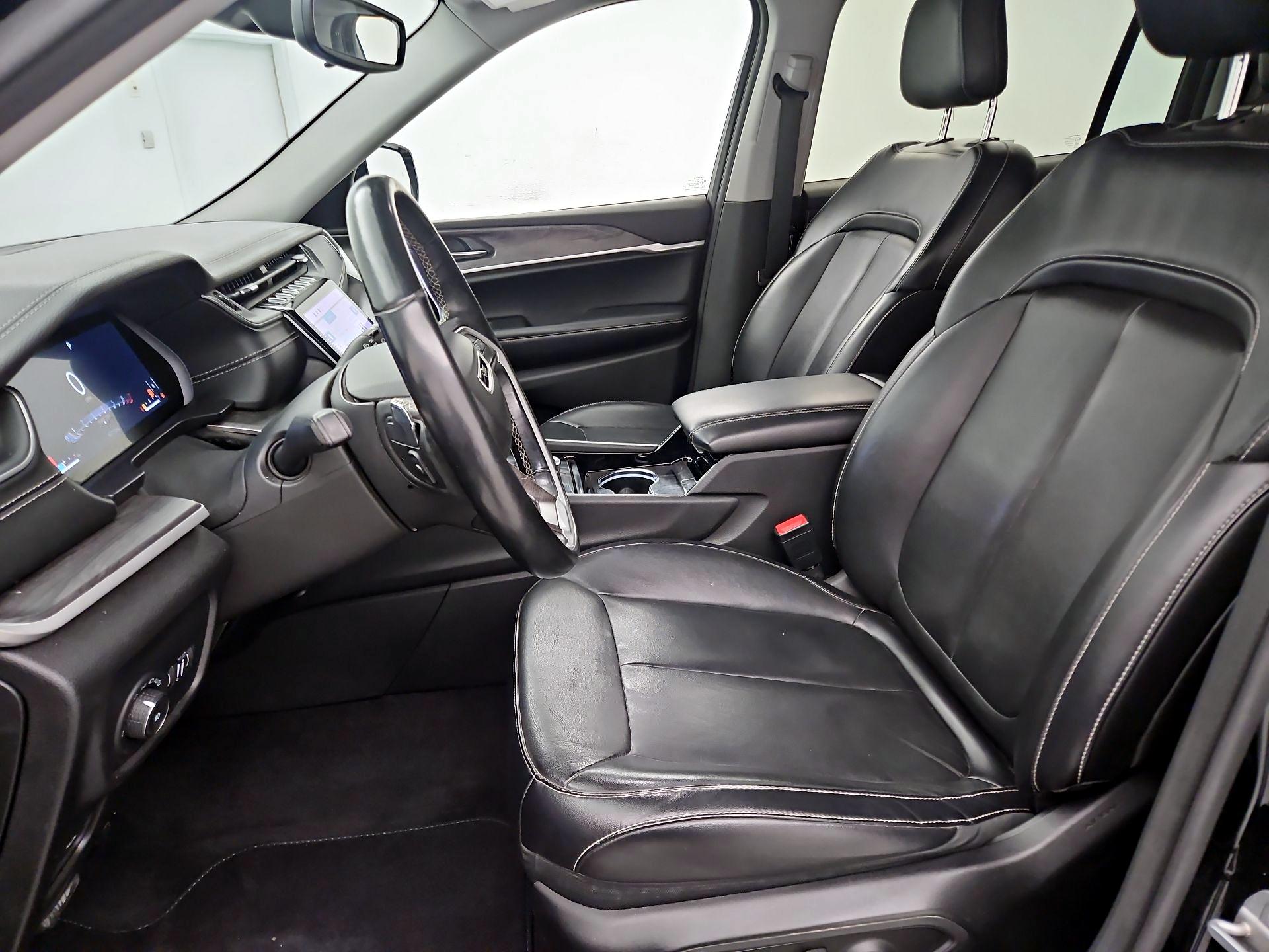 Thumbnail: 2021 Jeep Grand Cherokee L - 11