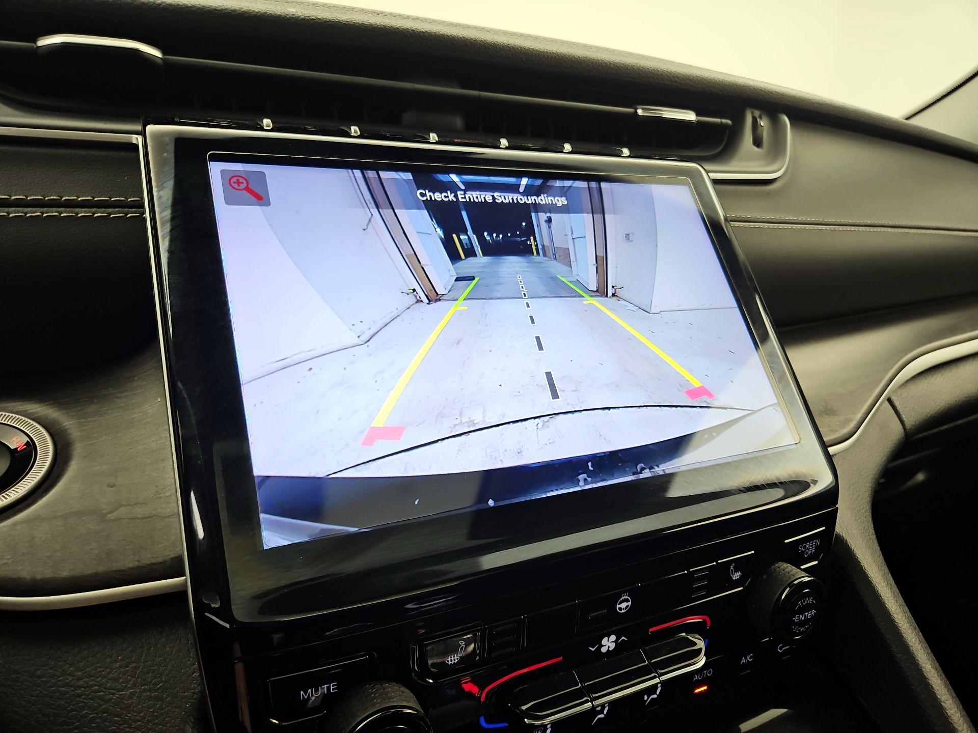 Thumbnail: 2021 Jeep Grand Cherokee L - 15