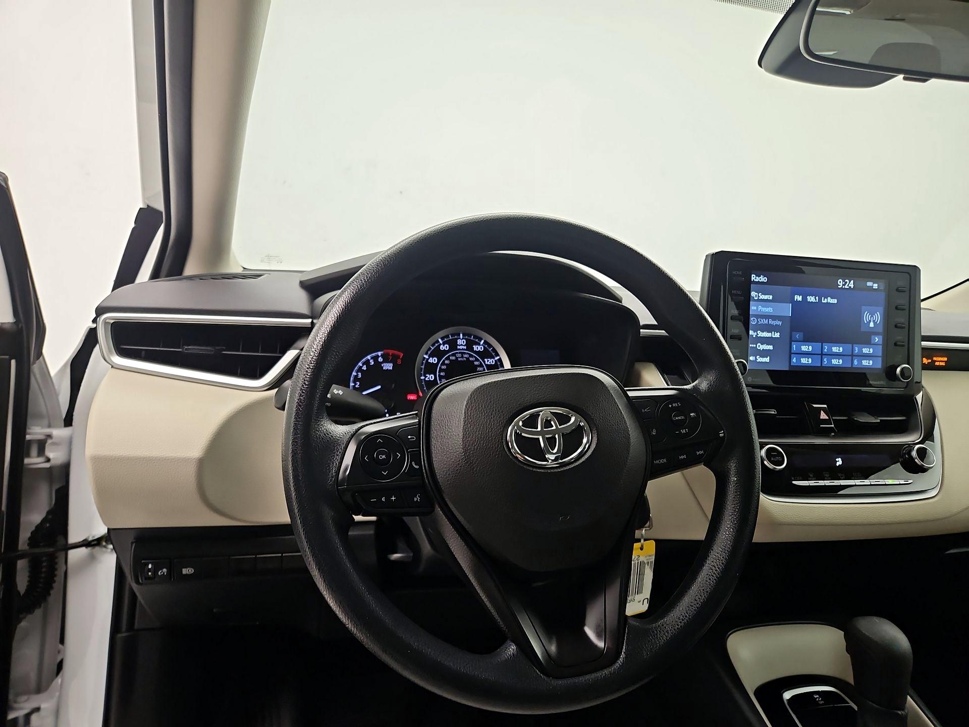 Thumbnail: 2022 Toyota Corolla - 10