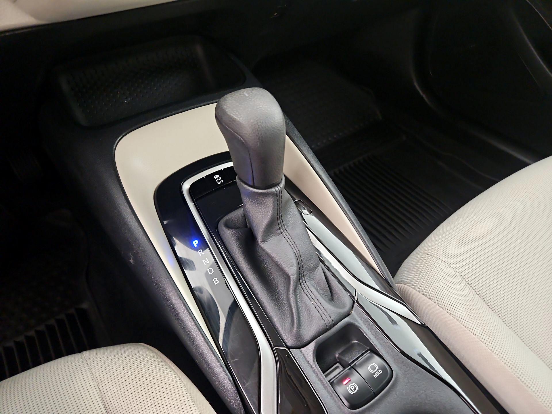 Thumbnail: 2022 Toyota Corolla - 17