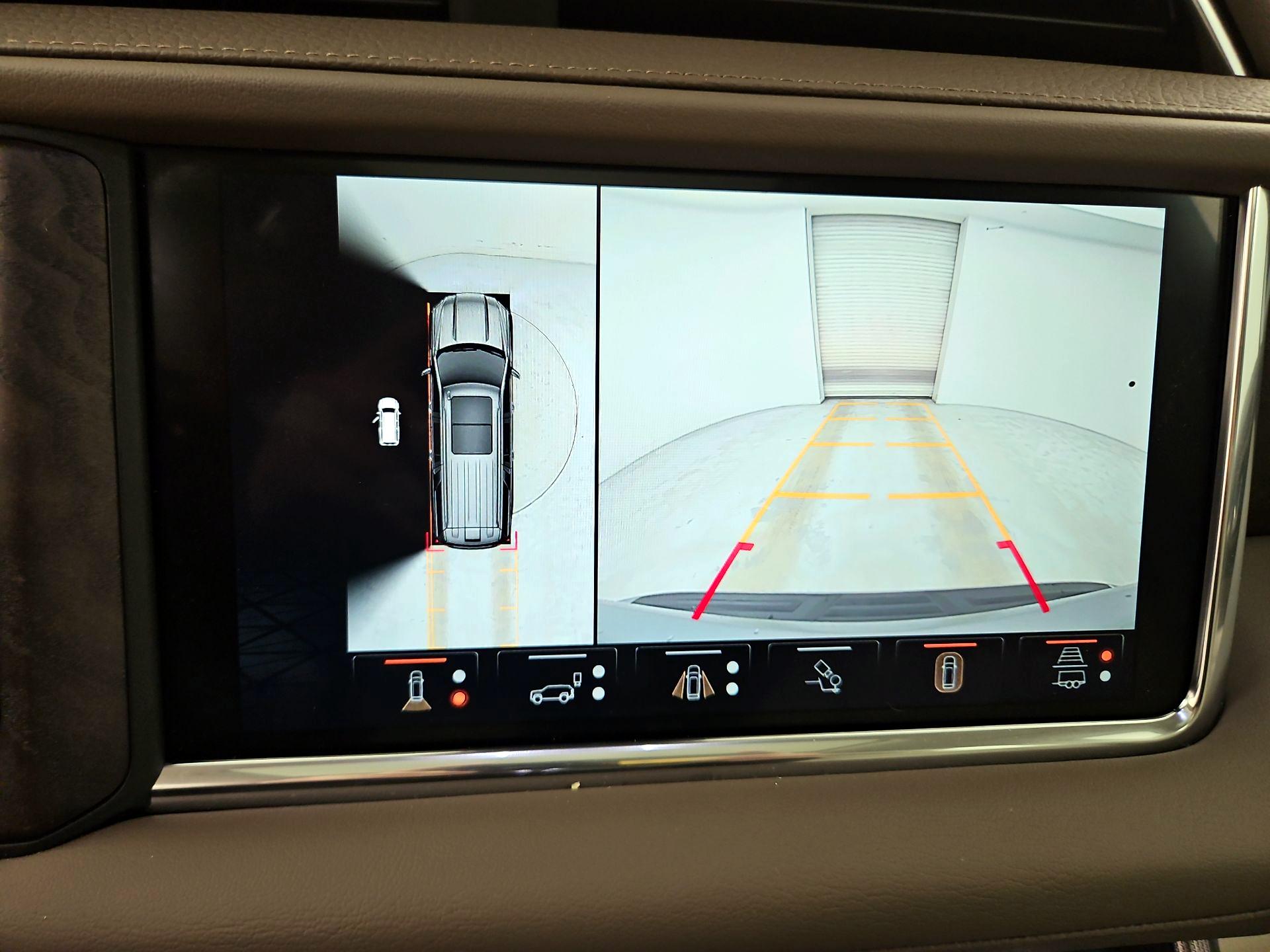 Thumbnail: 2024 GMC Yukon XL - 15