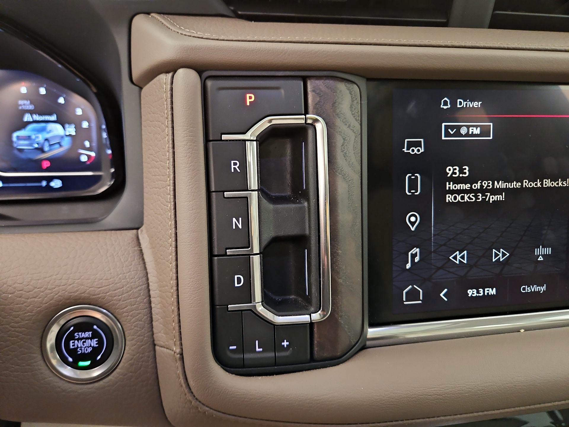 Thumbnail: 2024 GMC Yukon XL - 18