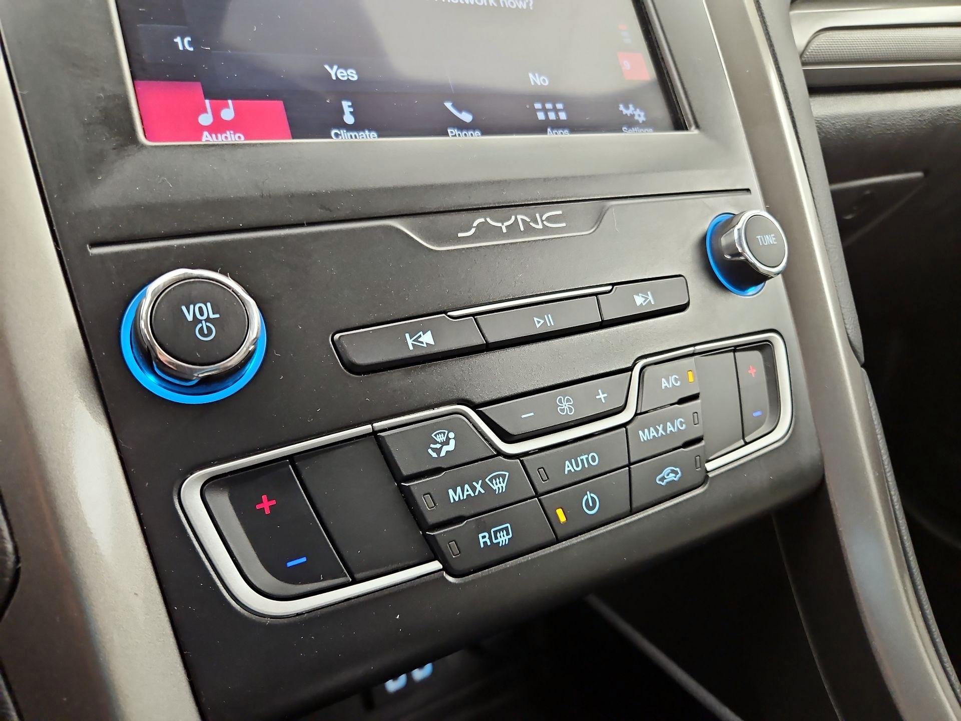 Thumbnail: 2019 Ford Fusion - 16