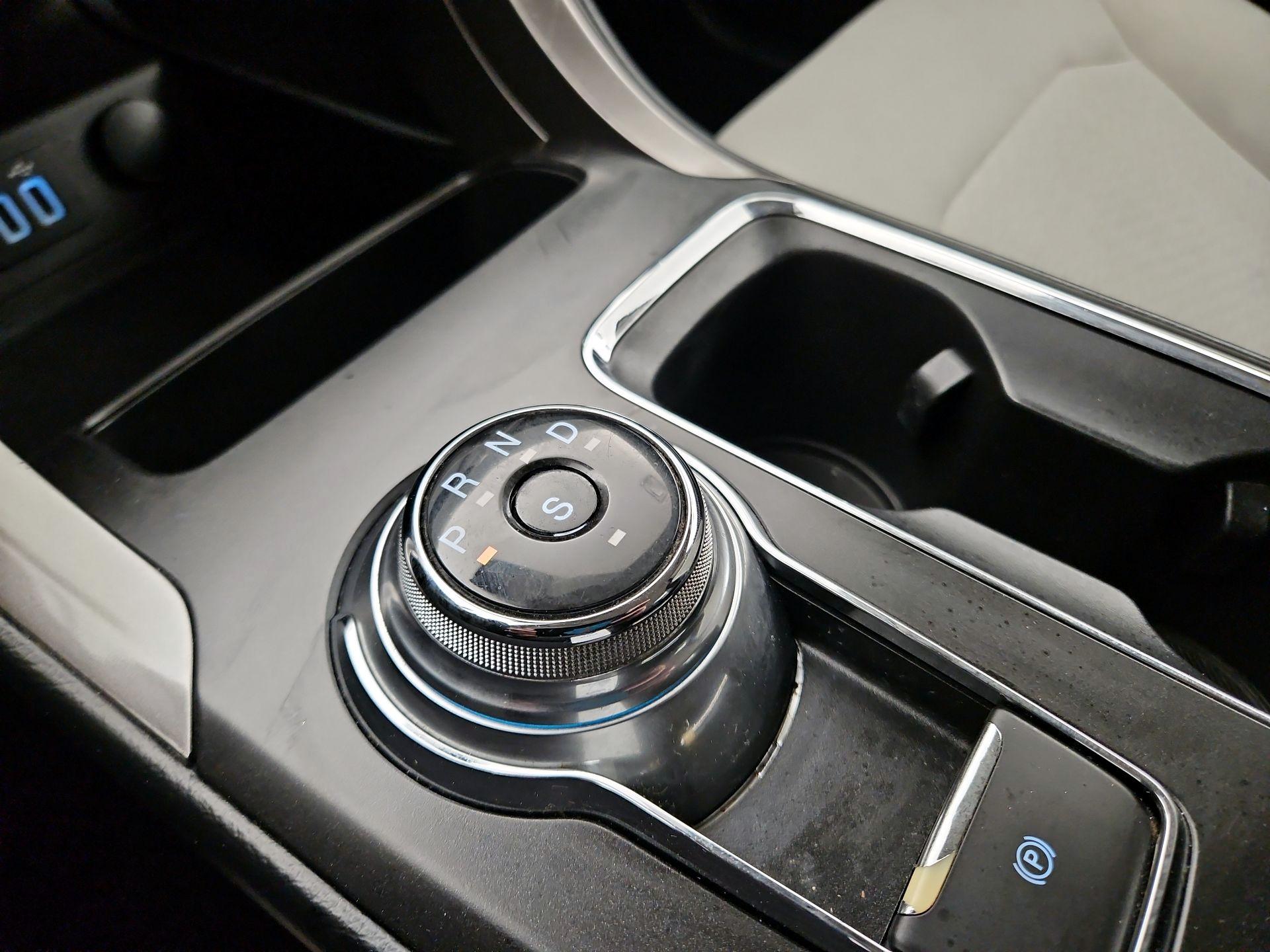 Thumbnail: 2019 Ford Fusion - 17