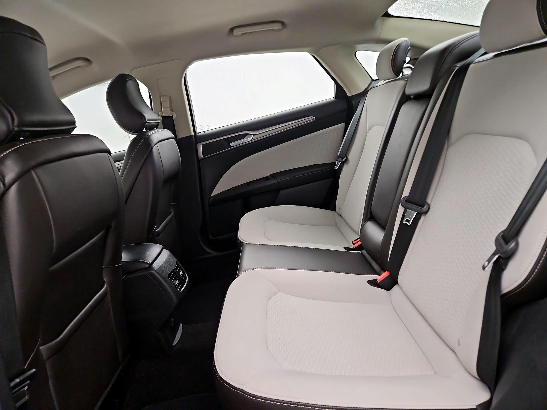 Thumbnail: 2019 Ford Fusion - 19