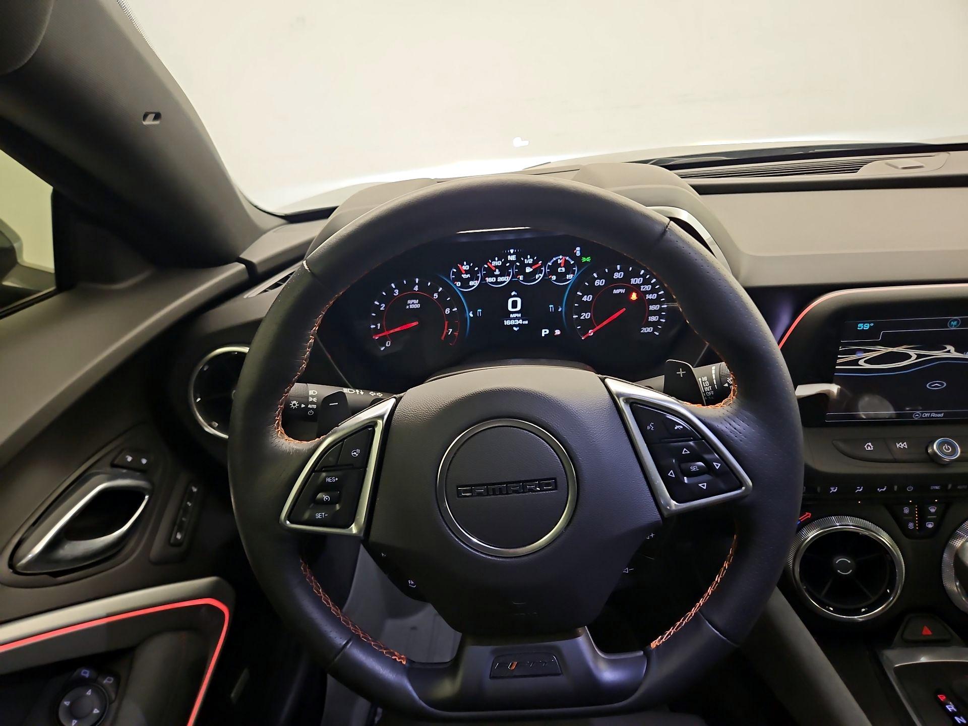 Thumbnail: 2017 Chevrolet Camaro - 10