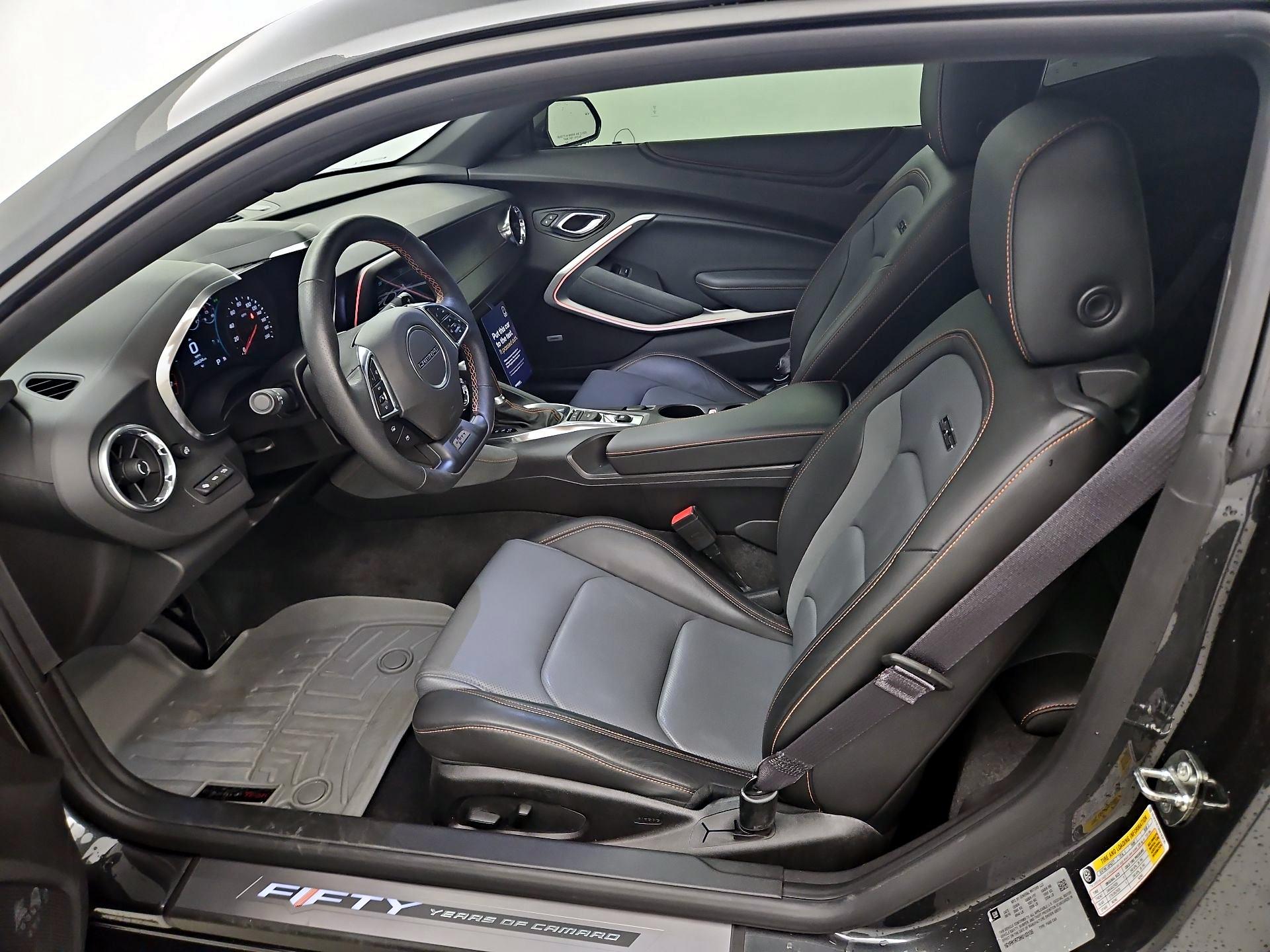 Thumbnail: 2017 Chevrolet Camaro - 11