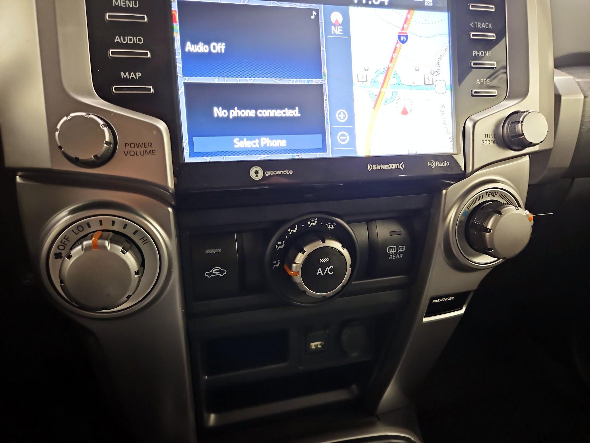 Thumbnail: 2023 Toyota 4Runner - 17