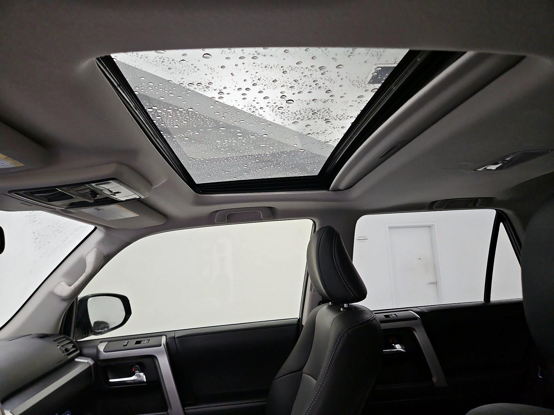 Thumbnail: 2023 Toyota 4Runner - 20