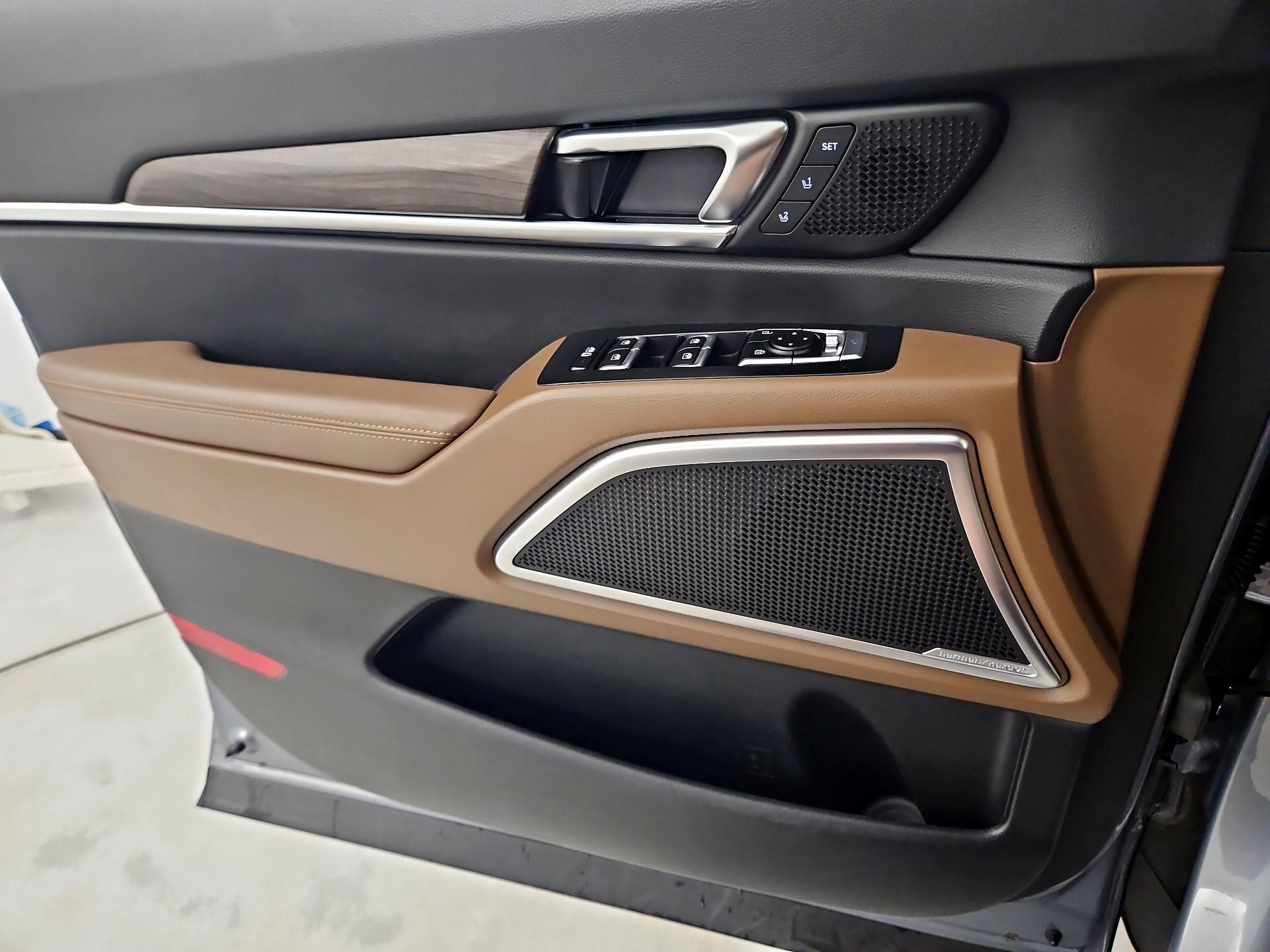 Thumbnail: 2022 Kia Telluride - 12