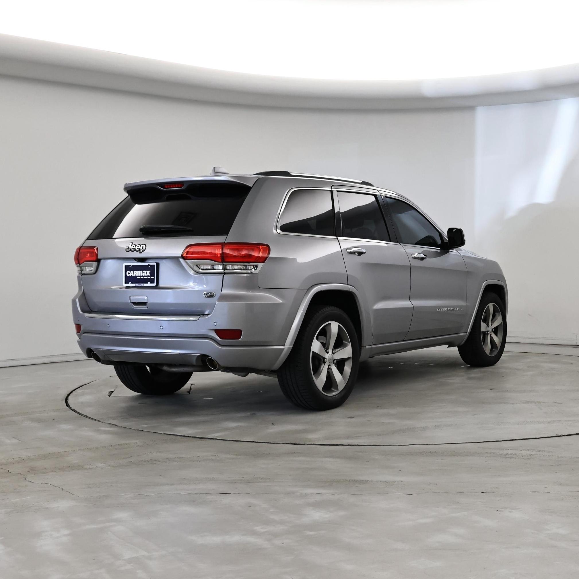 Thumbnail: 2015 Jeep Grand Cherokee - 8