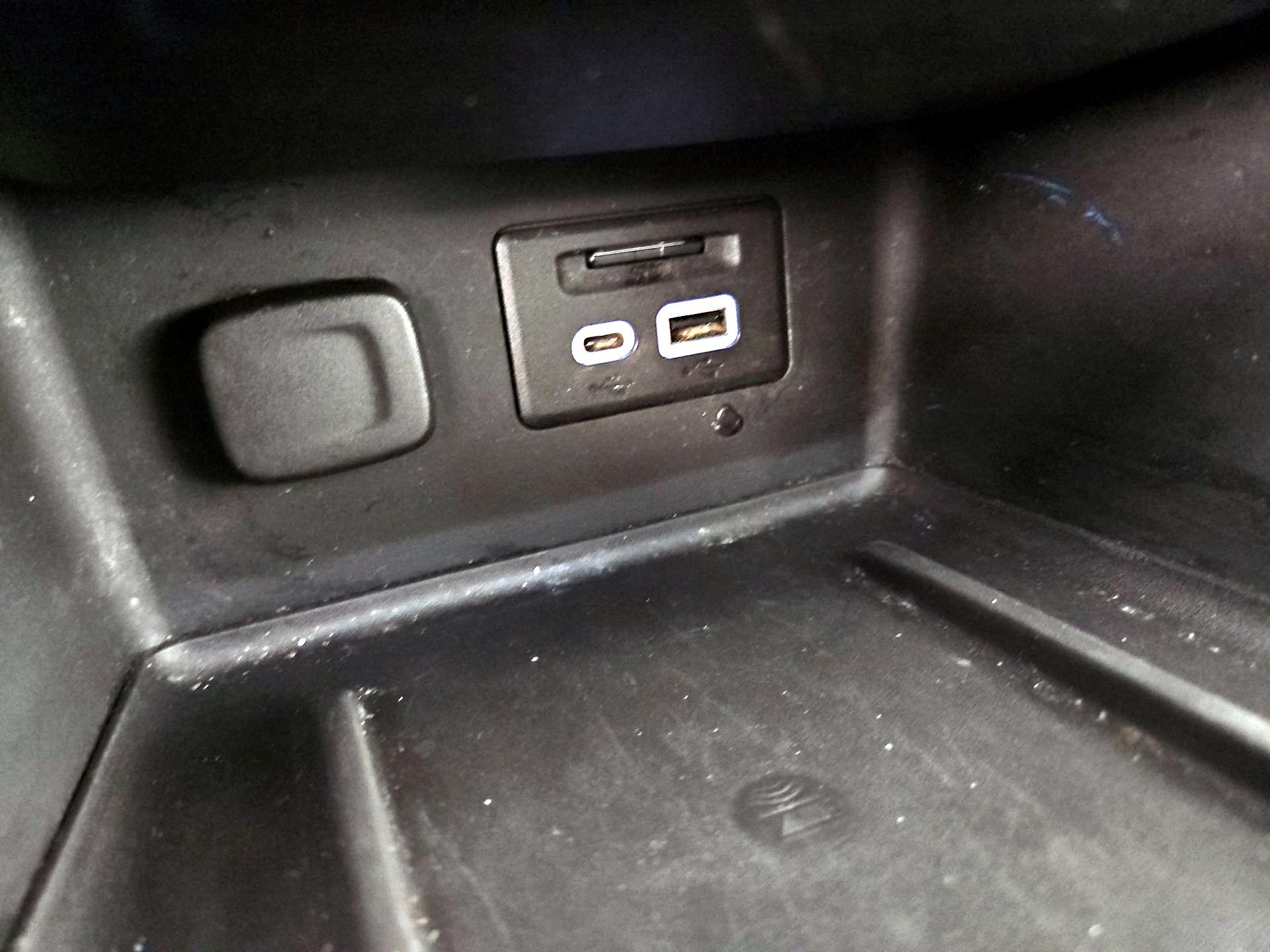 Thumbnail: 2021 GMC Acadia - 19