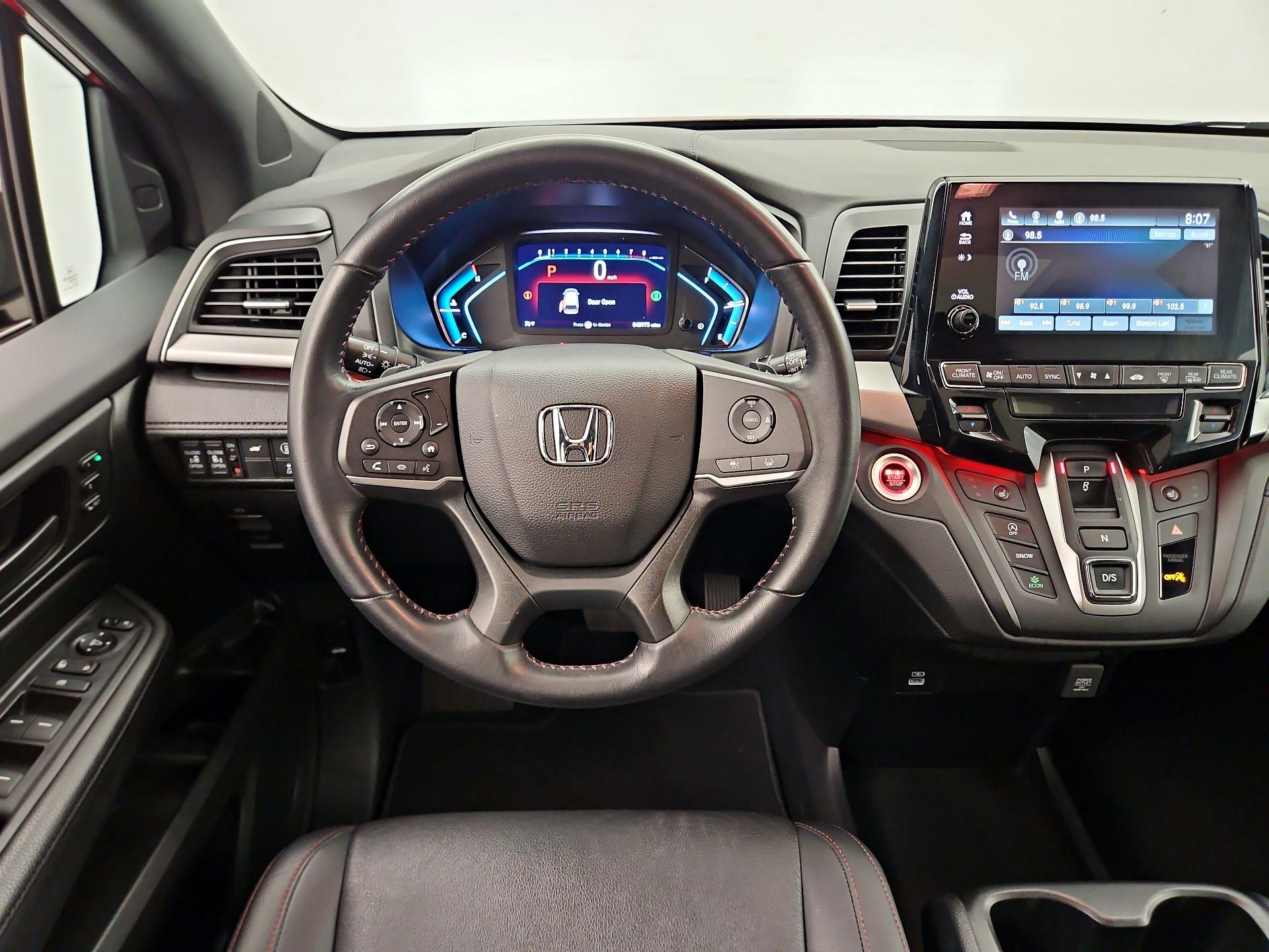 Thumbnail: 2023 Honda Odyssey - 10