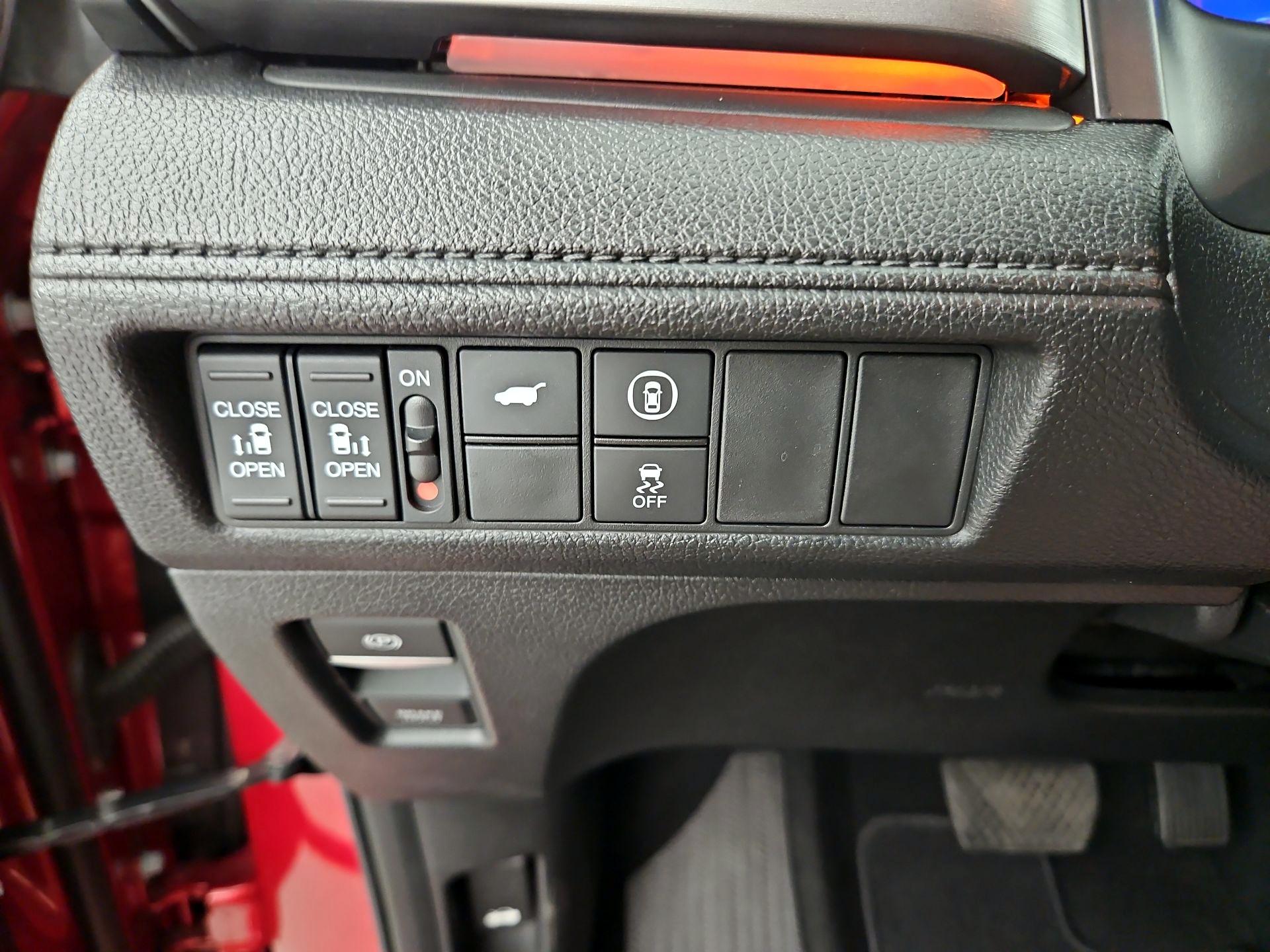 Thumbnail: 2023 Honda Odyssey - 13