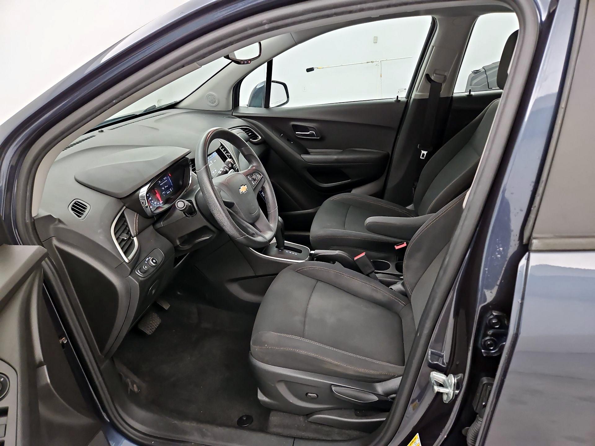 Thumbnail: 2018 Chevrolet Trax - 11