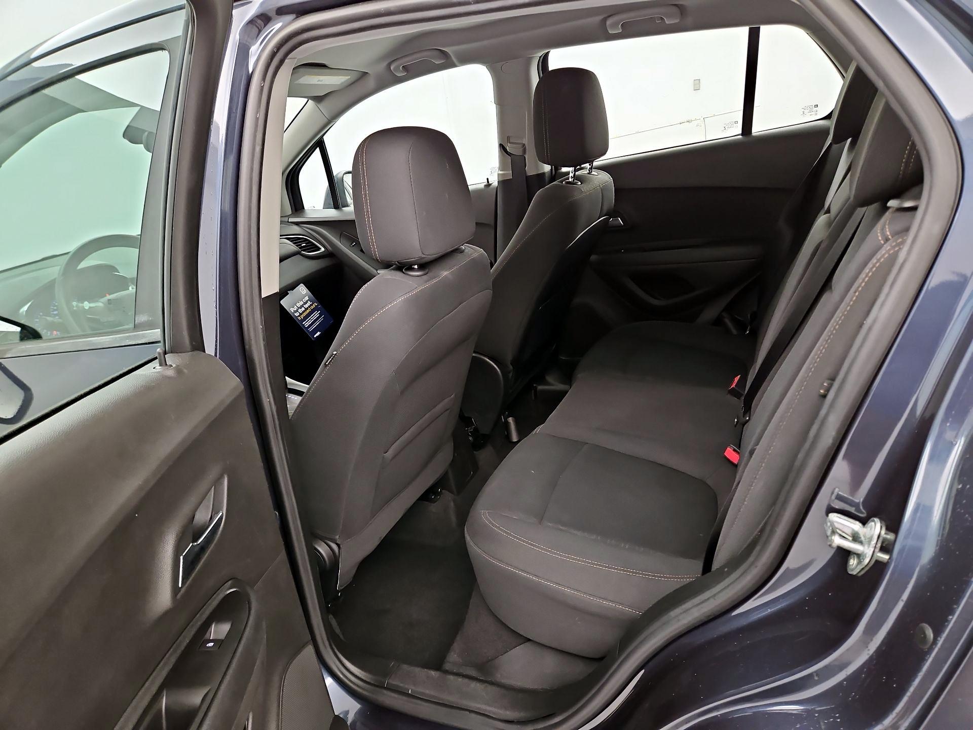 Thumbnail: 2018 Chevrolet Trax - 19