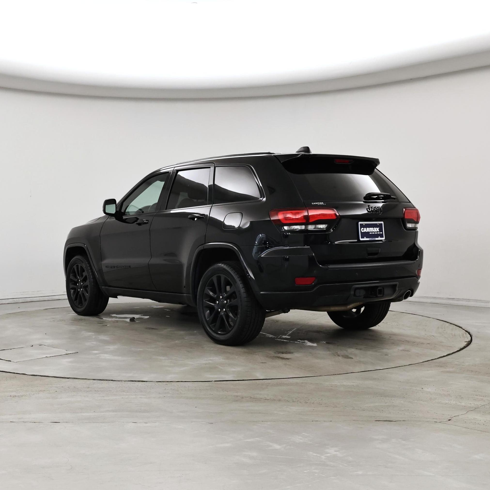 Thumbnail: 2019 Jeep Grand Cherokee - 2