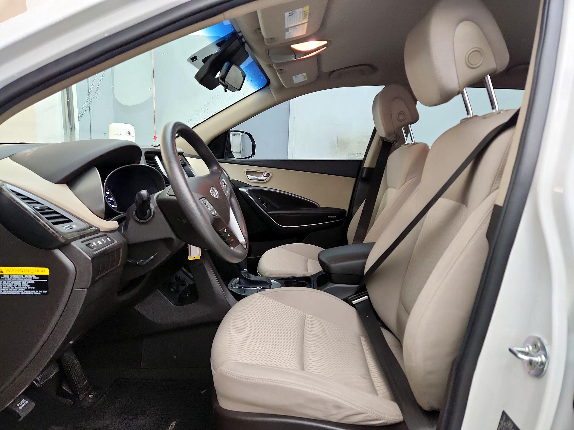 Thumbnail: 2017 Hyundai Santa Fe - 11