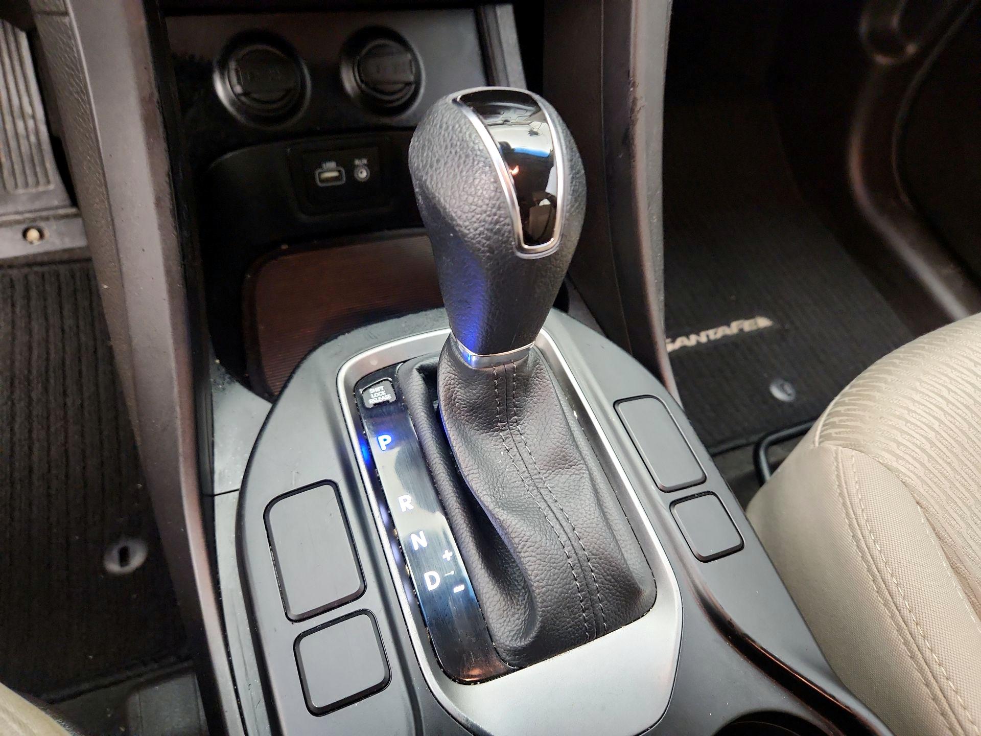 Thumbnail: 2017 Hyundai Santa Fe - 18