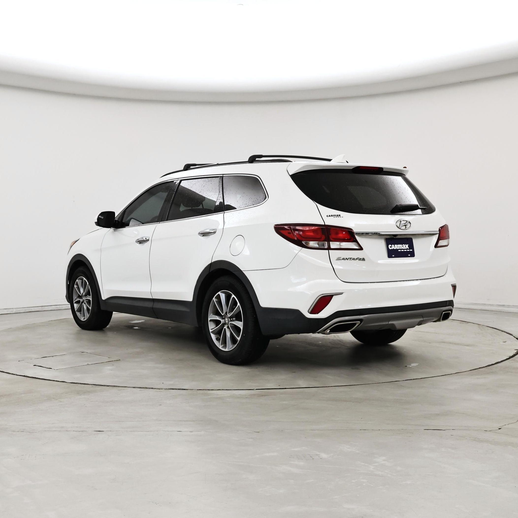 Thumbnail: 2017 Hyundai Santa Fe - 2