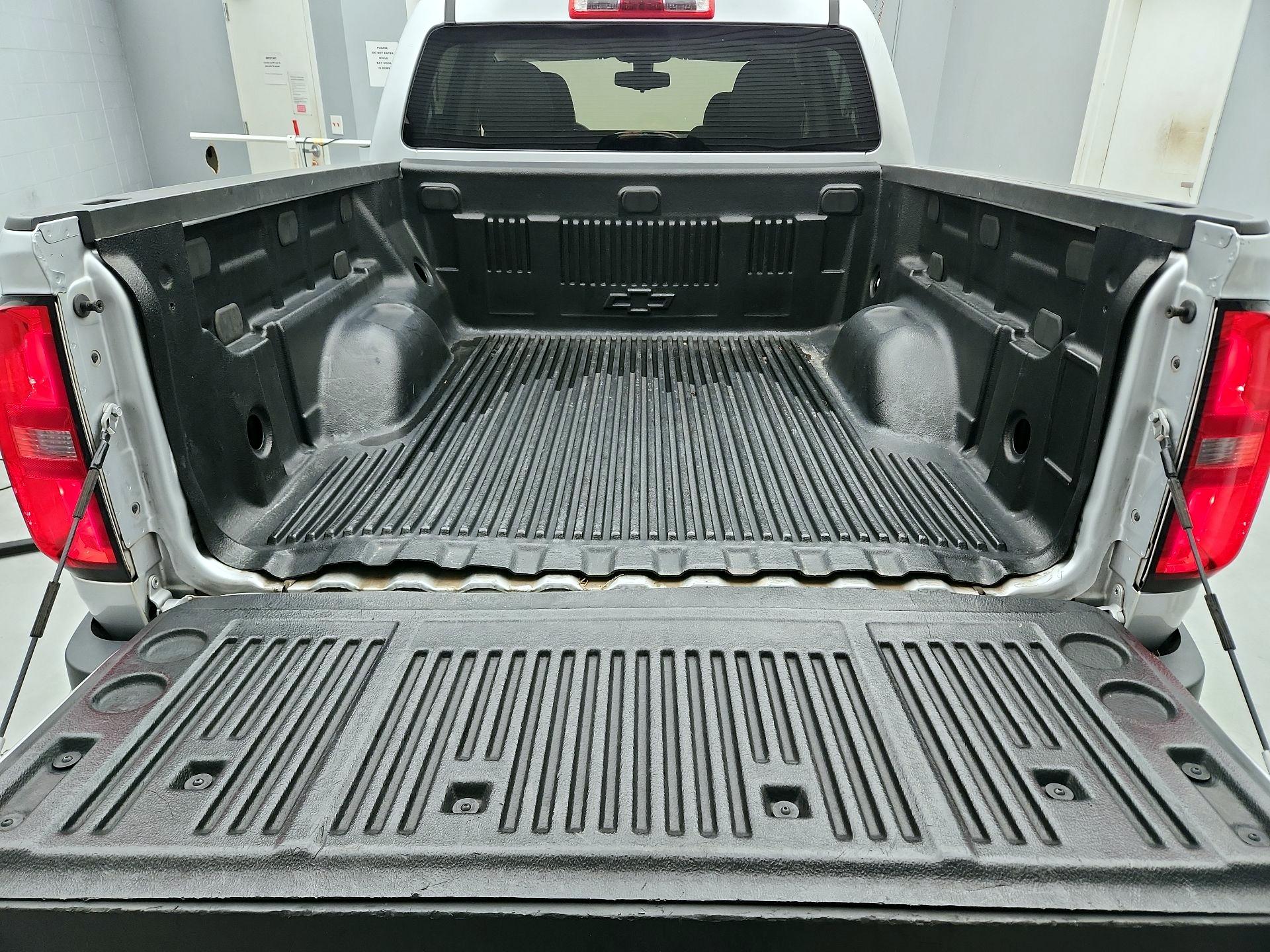 Thumbnail: 2016 Chevrolet Colorado - 20