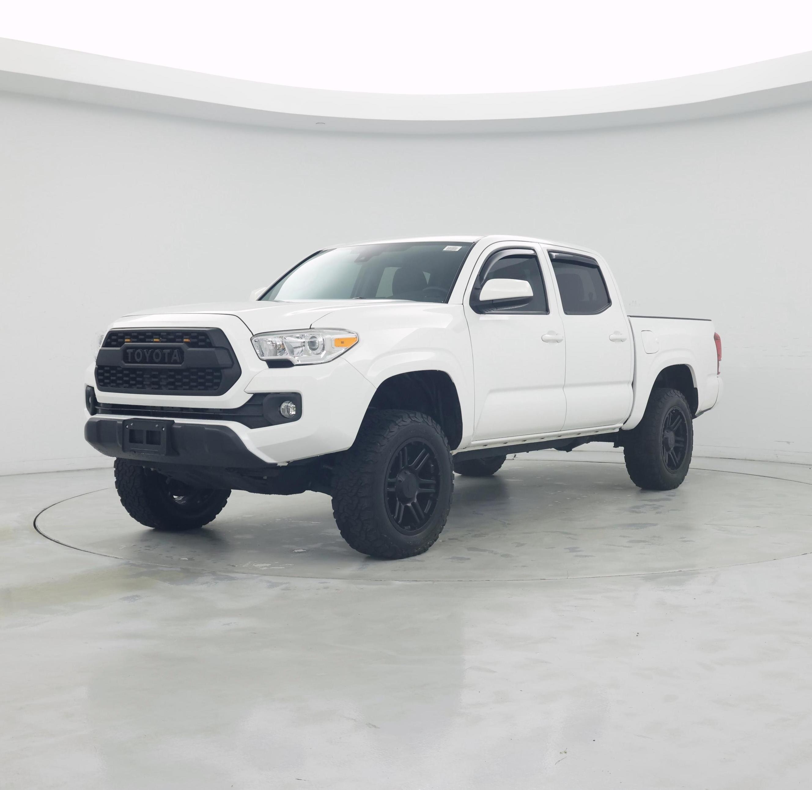 Thumbnail: 2021 Toyota Tacoma - 4